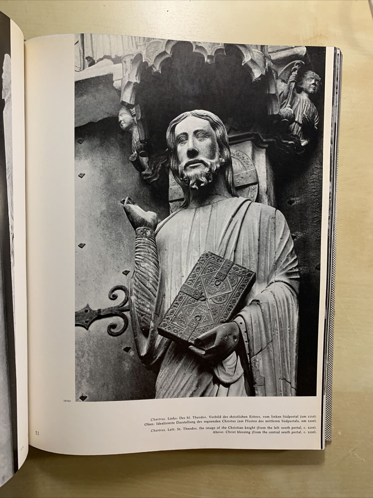 GOTHIC SCULPTURE - Harald Busch, Lohse. Batsford ltd 1963 #