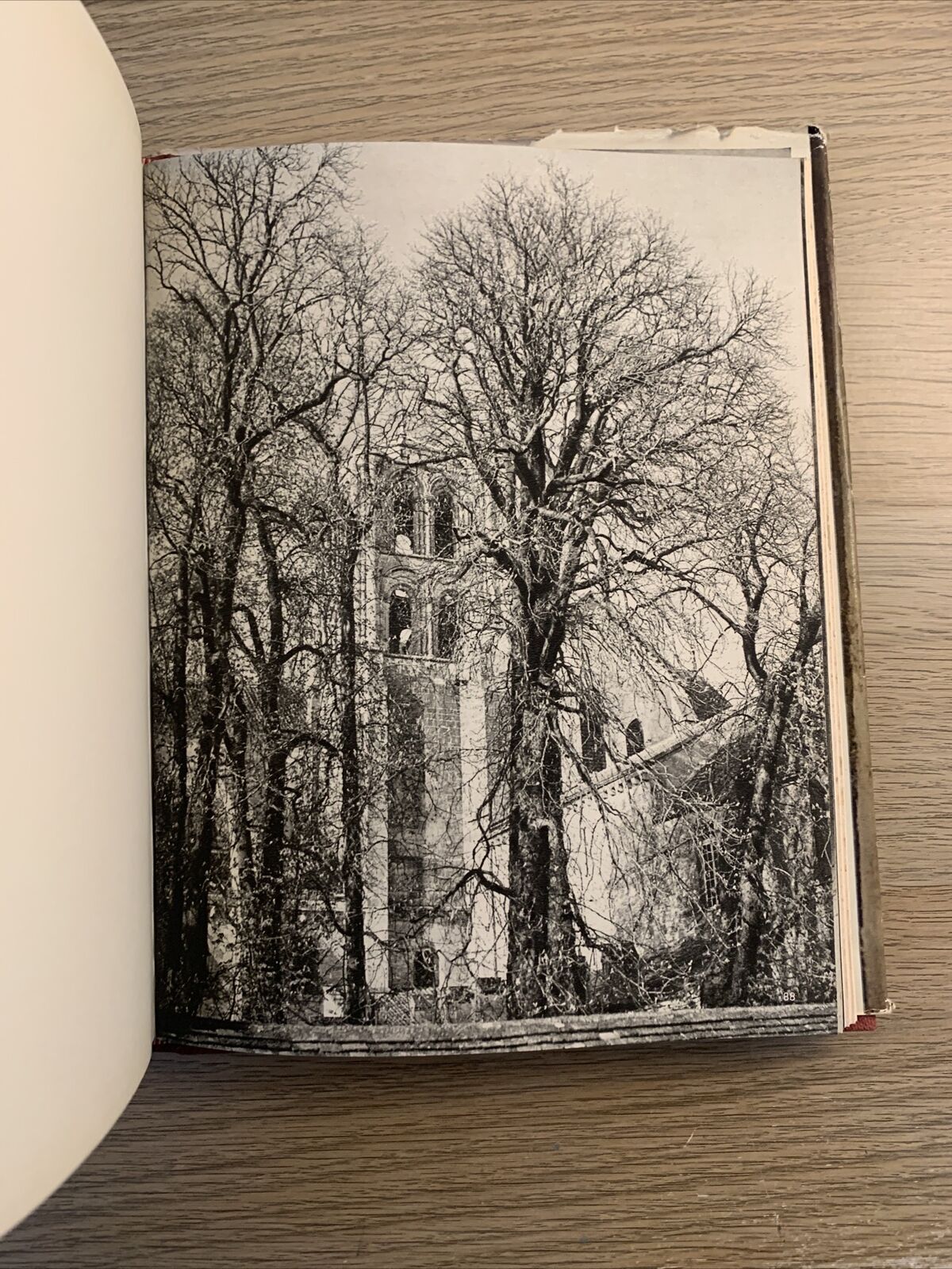 BOURGOGNE ROMANE, ZODIAQUE EDITIONS