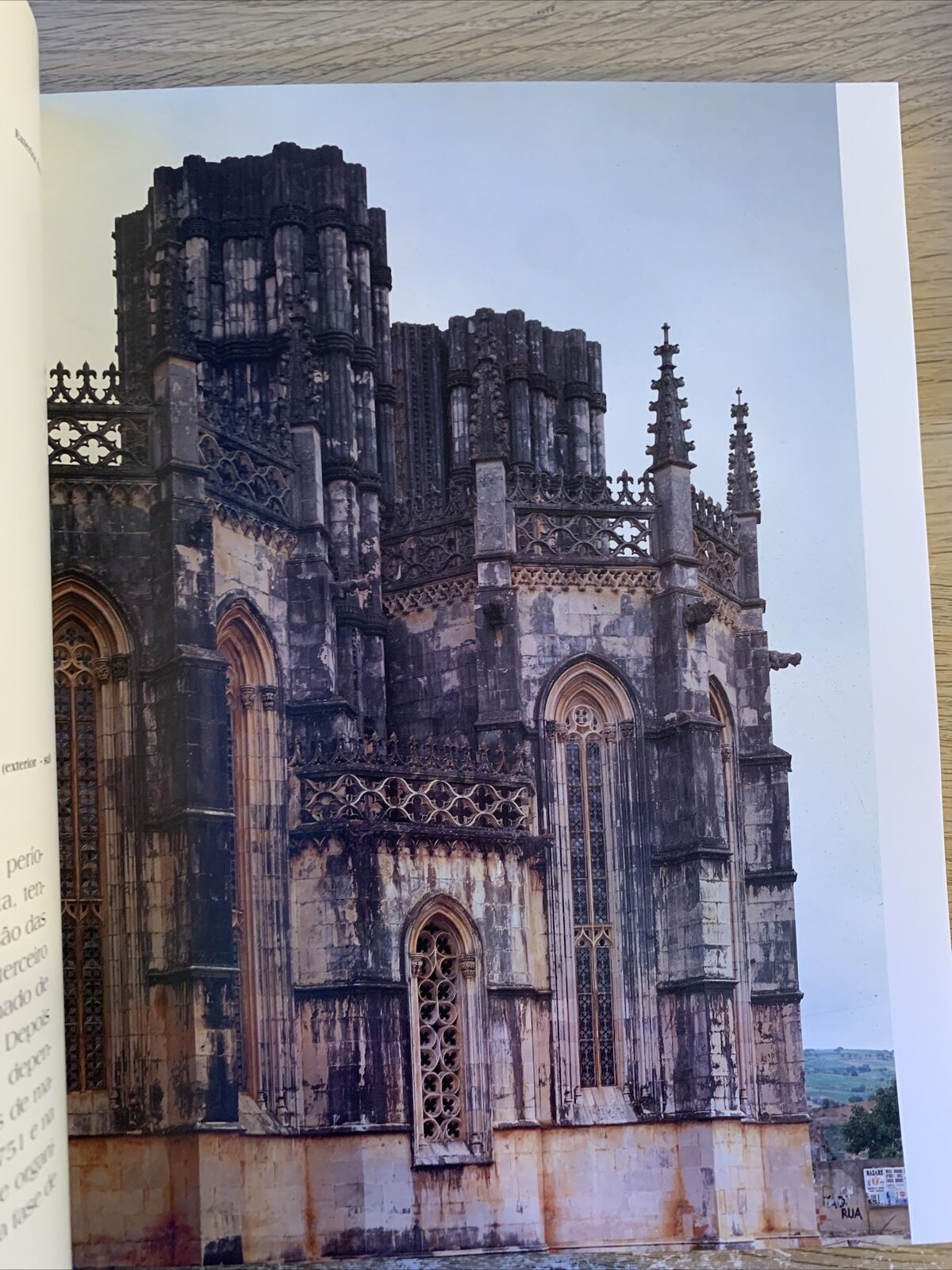 SANTA MARIA DA VITÓRIA, BATALHA. POR BIEN, SÉRGIO GUIMARÃES DE ANDRADE 1998