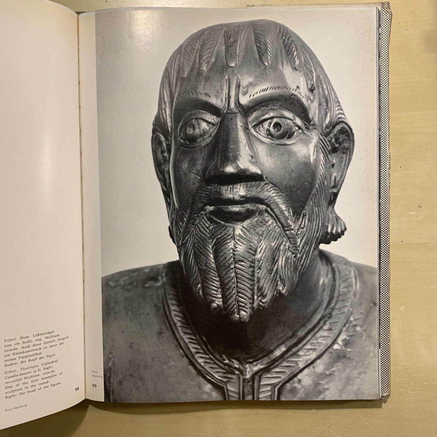 ROMANESQUE SCULPTURE - Harald Busch, Lohse. Batsford ltd 1962 #