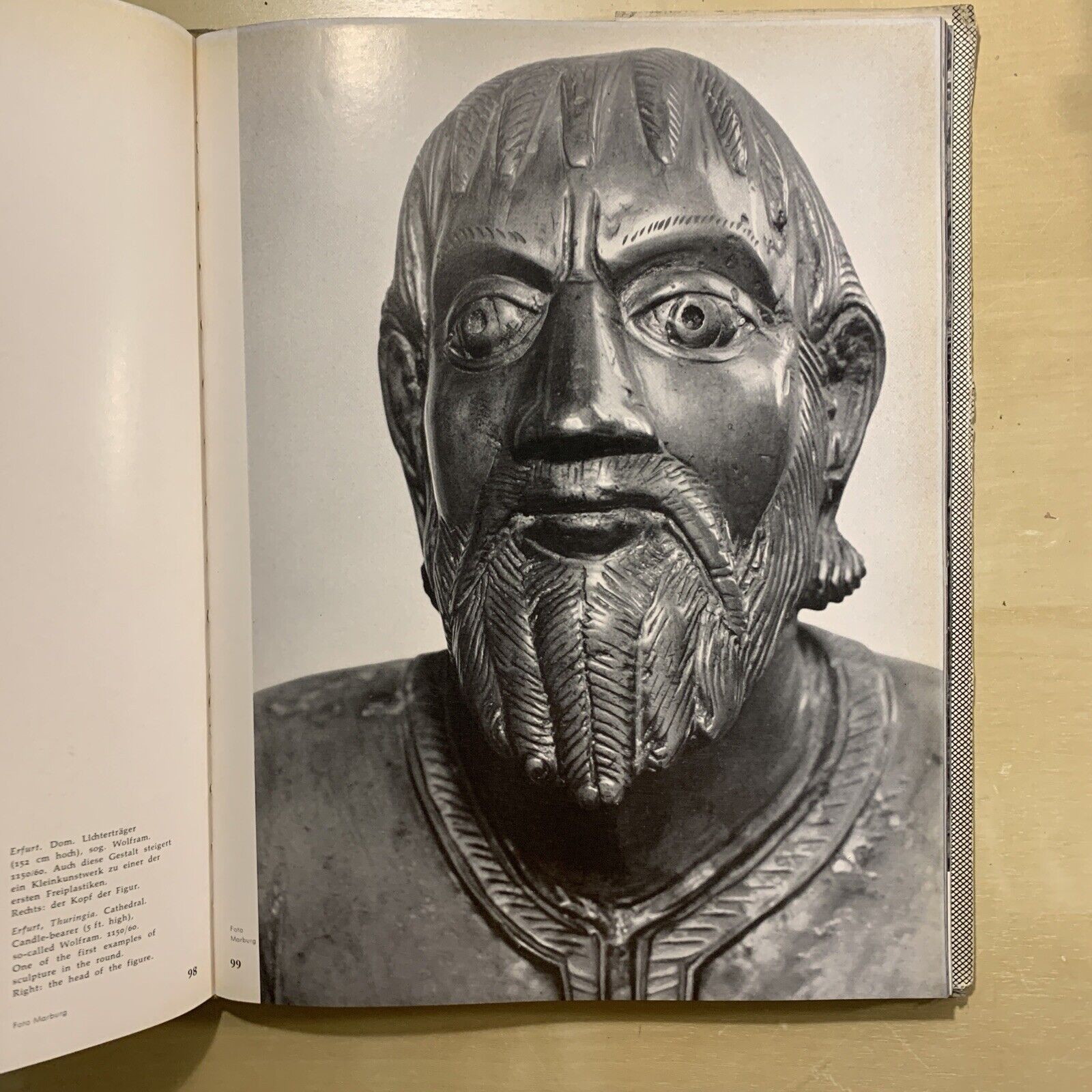 ROMANESQUE SCULPTURE - Harald Busch, Lohse. Batsford ltd 1962 #