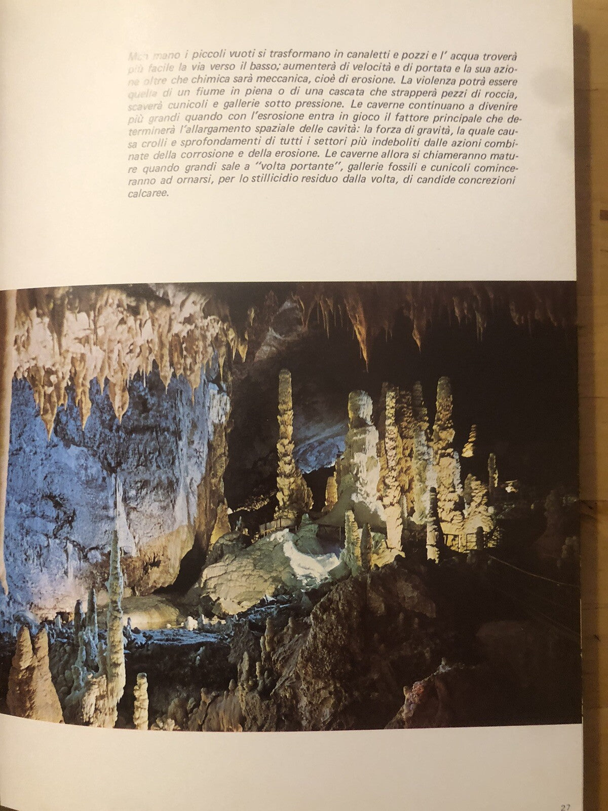 Grotte di Frasassi Genga Ancona, La grotta grande del Vento guida P. Giuseppetti
