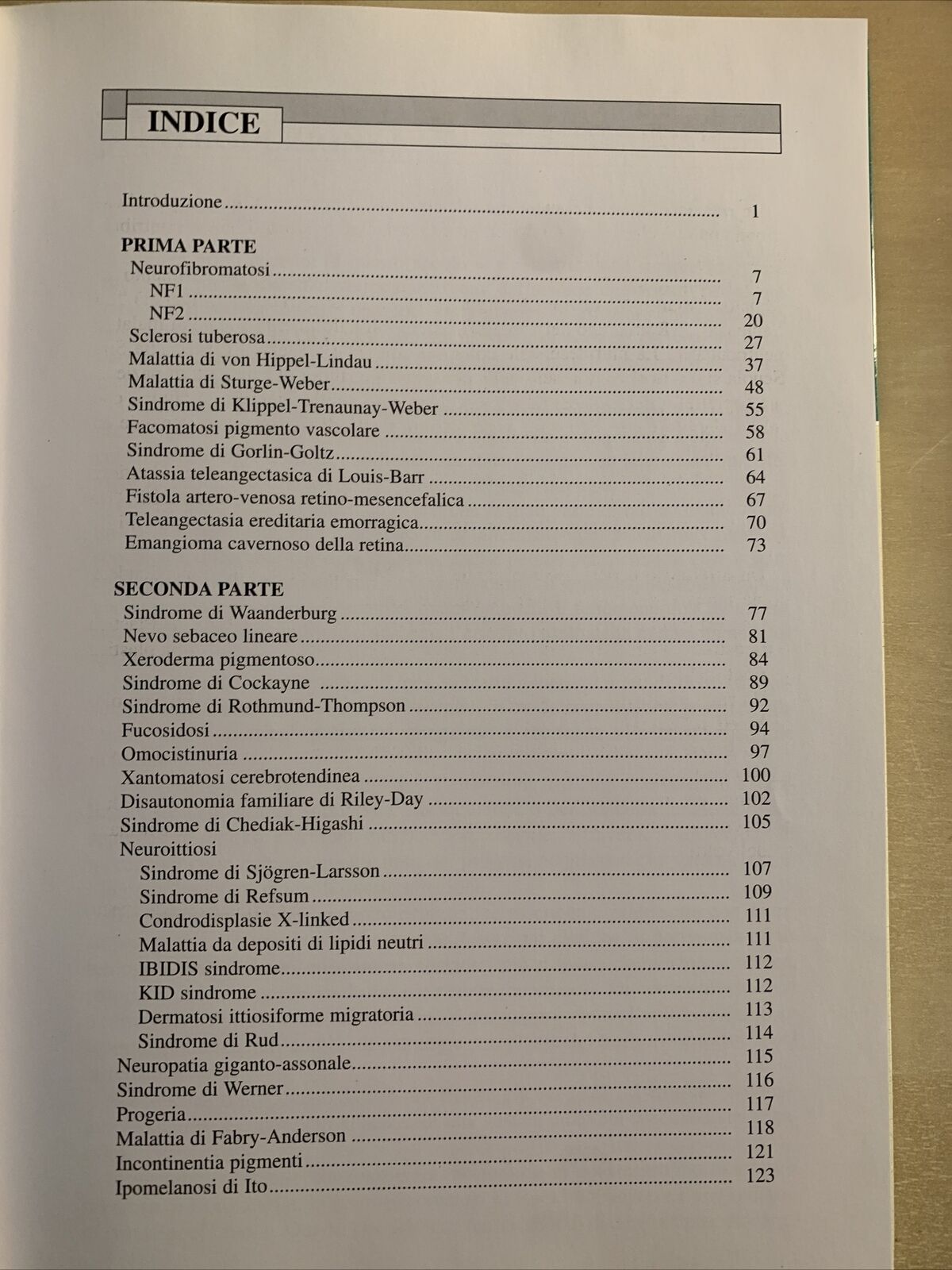L'APPARATO OCULARE NELLE SINDROMI NEUROCUTANEE - Santi Maria recupero. Verduci #