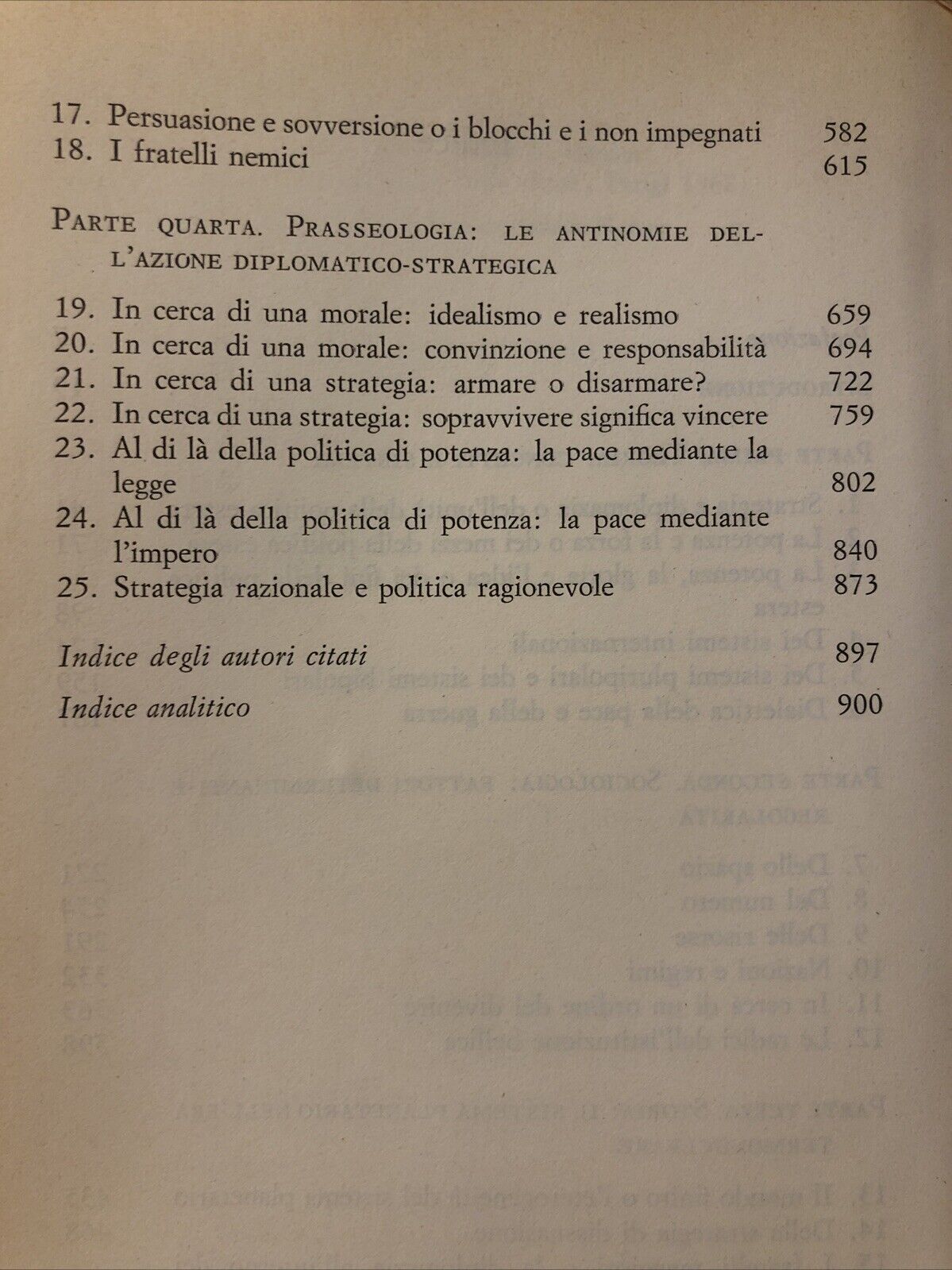 Pace e guerra tra le nazioni, Raymond Aron. edizioni di Comunità 1970