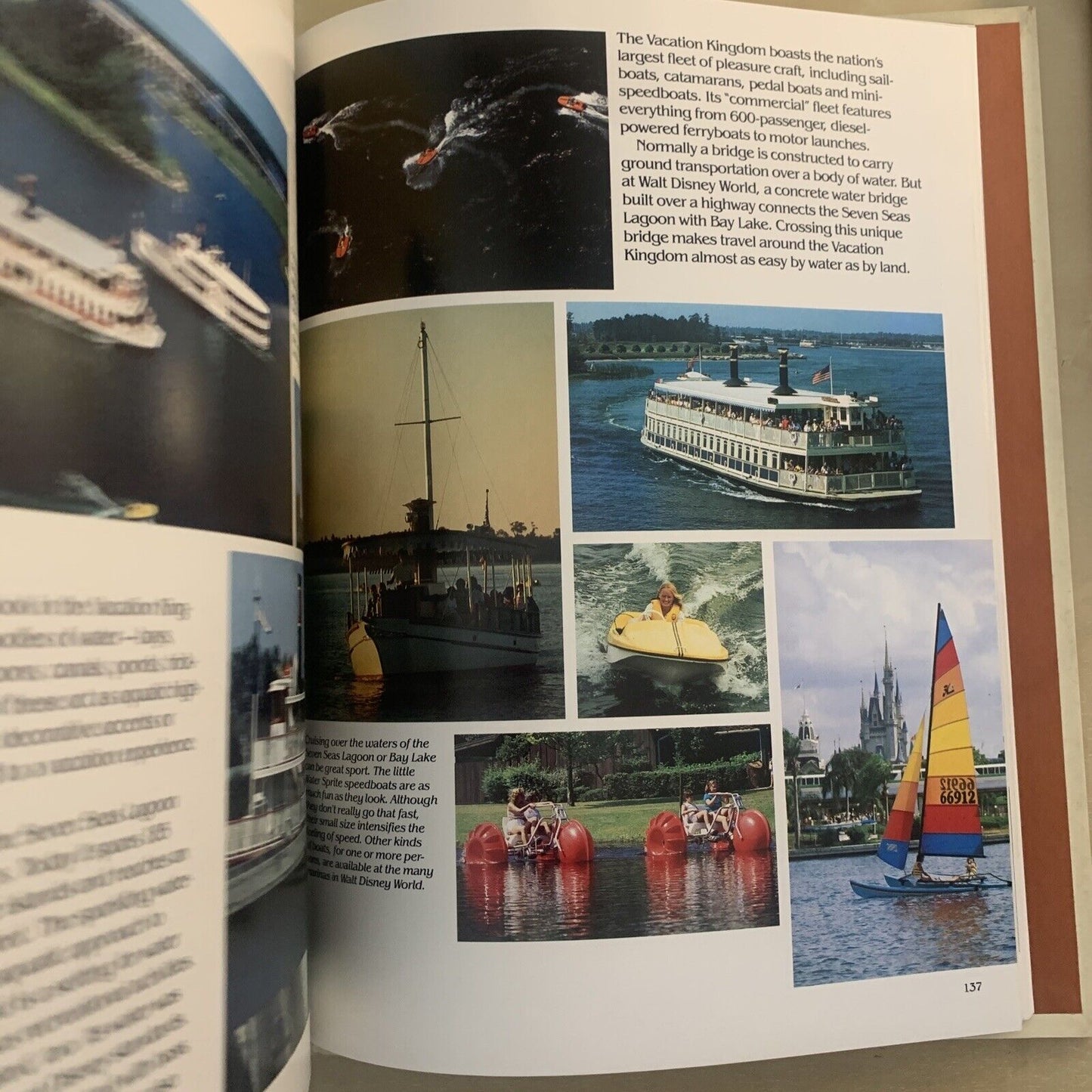 WALT DISNEY WORLD BOOK - Hardcover souvenir book **Rare** DISNEYLAND #