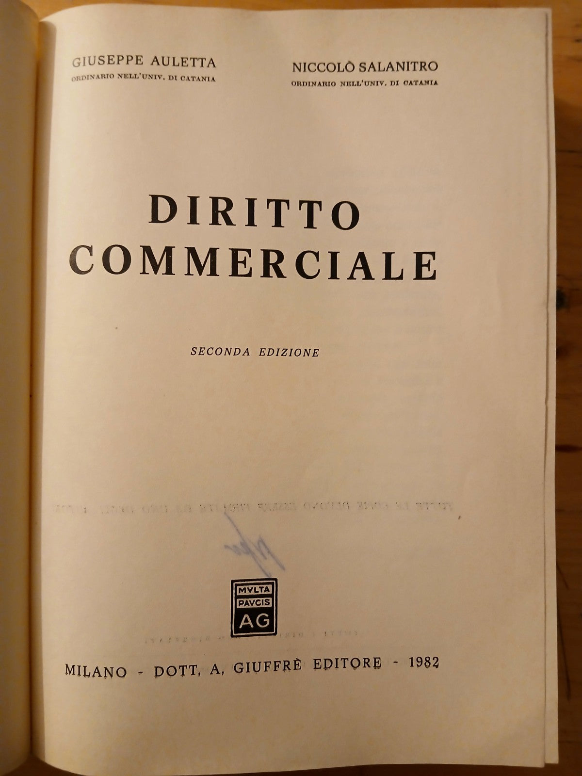 Diritto commerciale Giuseppe Auletta - Salanitro - Giuffrè editore 1982