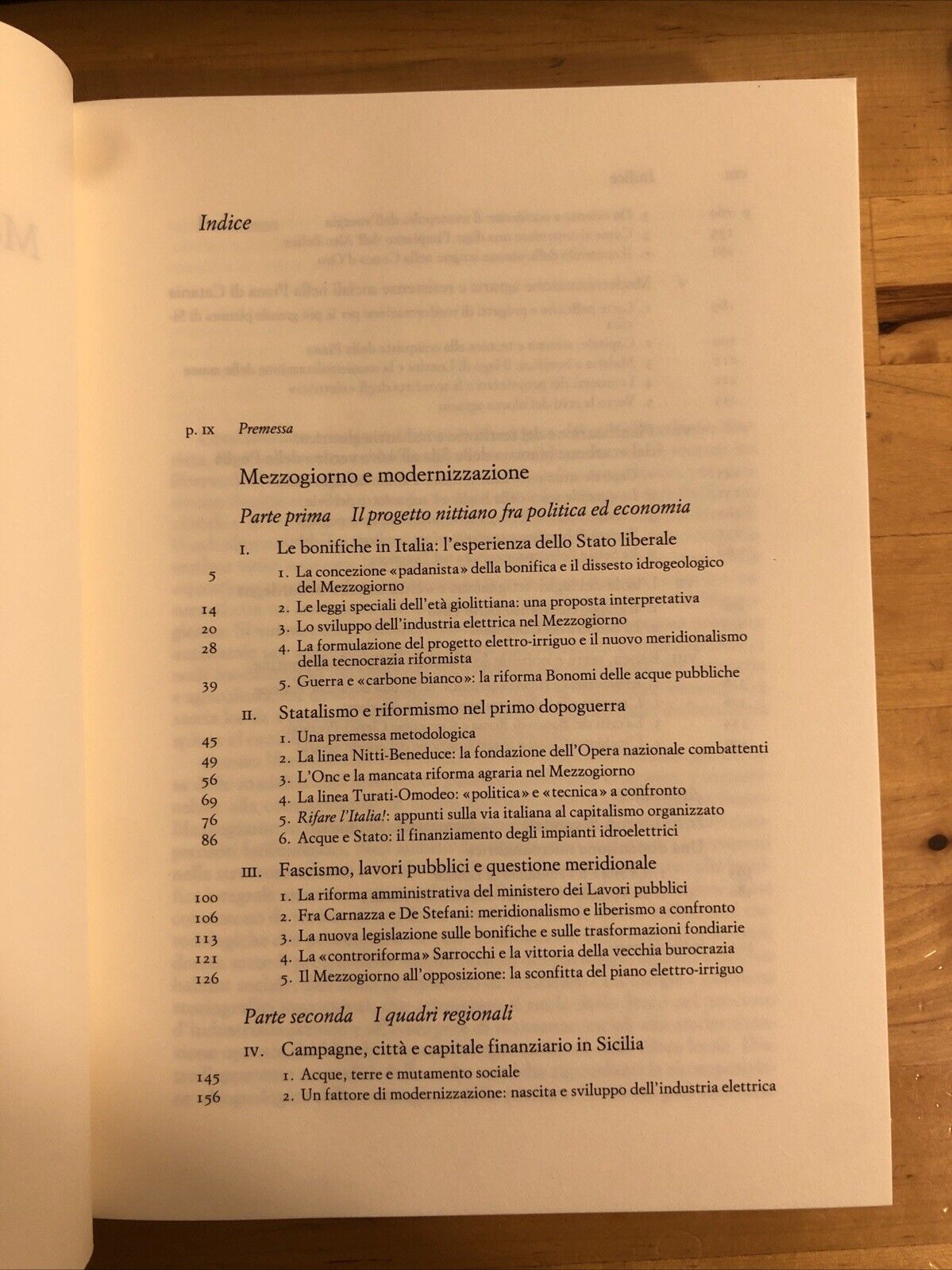 Mezzogiorno e modernizzazione - Giuseppe Barone, Storica Einaudi  1986