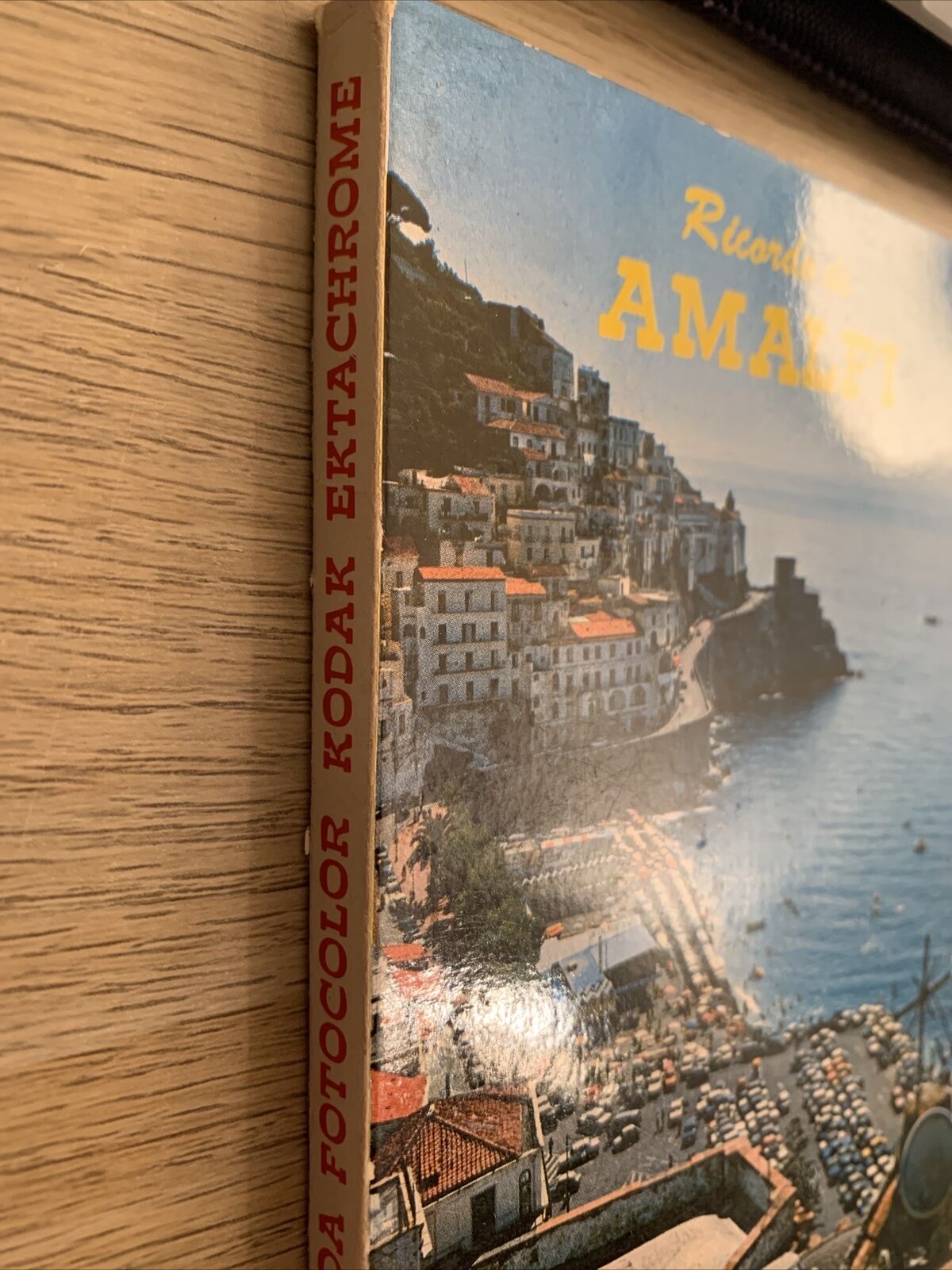 Ricordo di Amalfi. Cartoline raccolta, 17 cartoline