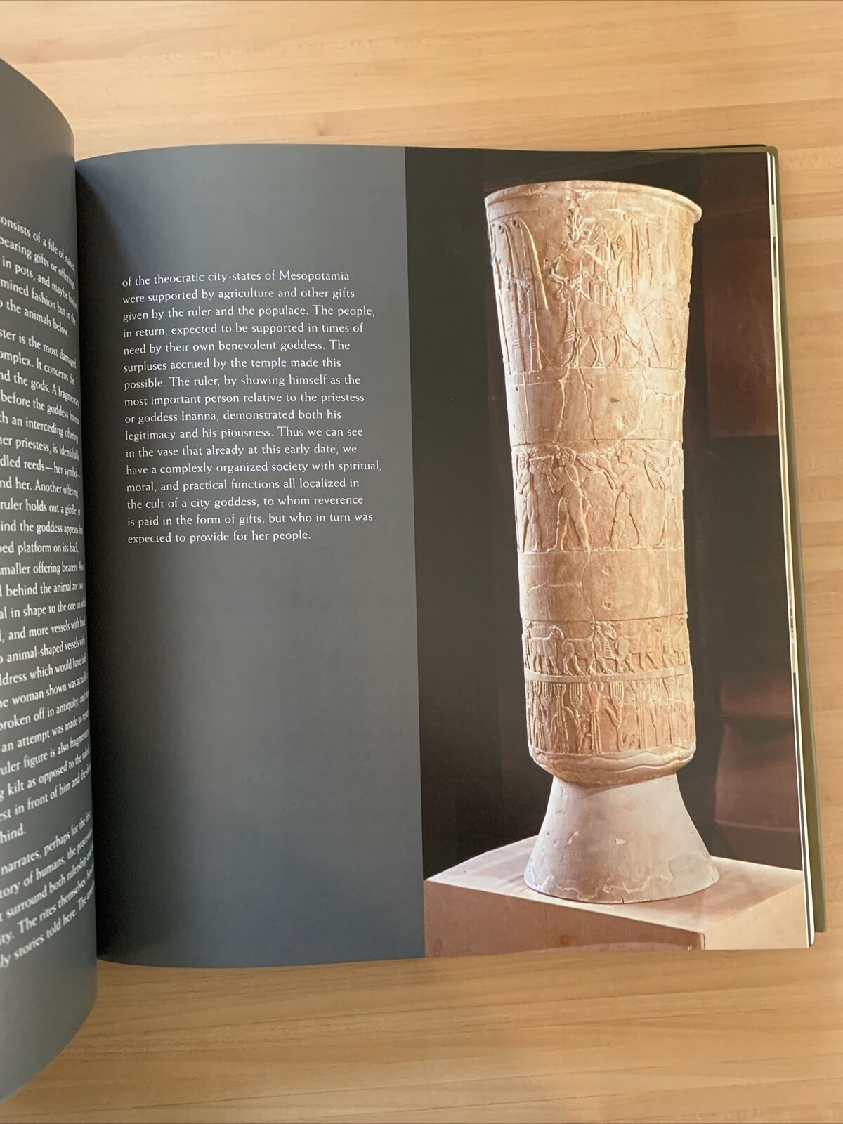 THE LOOTING OF THE IRAQ MUSEUM, BAGHDAD. the lost legacy of ancient Mesopotamia
