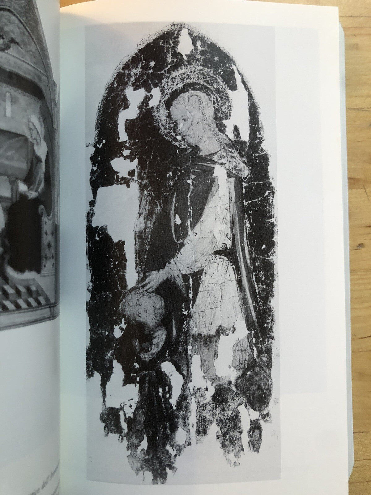 Manuale di restauro - Alessandro Conti. Einaudi 2001