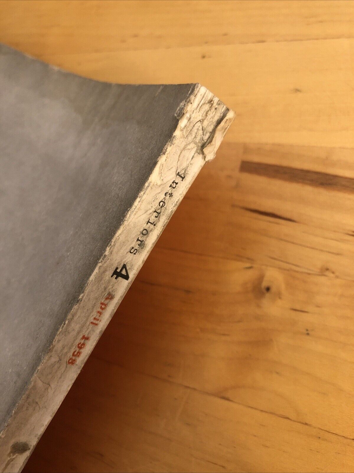 INTERIORS MAGAZINE APRIL 1958 Olga Gueft - Interiors, design, architecture