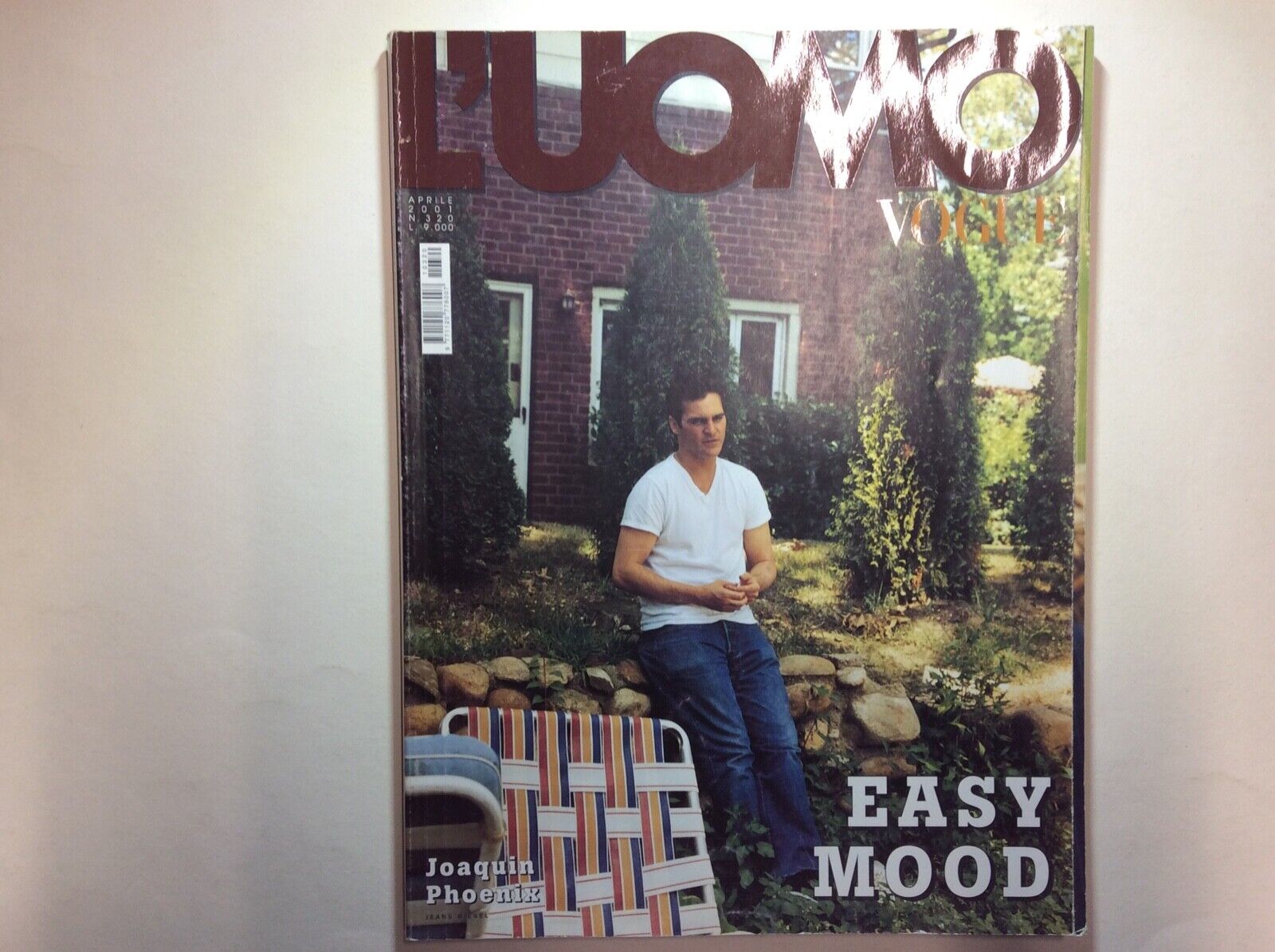 L’UOMO VOGUE, APRILE 2001, n.320.