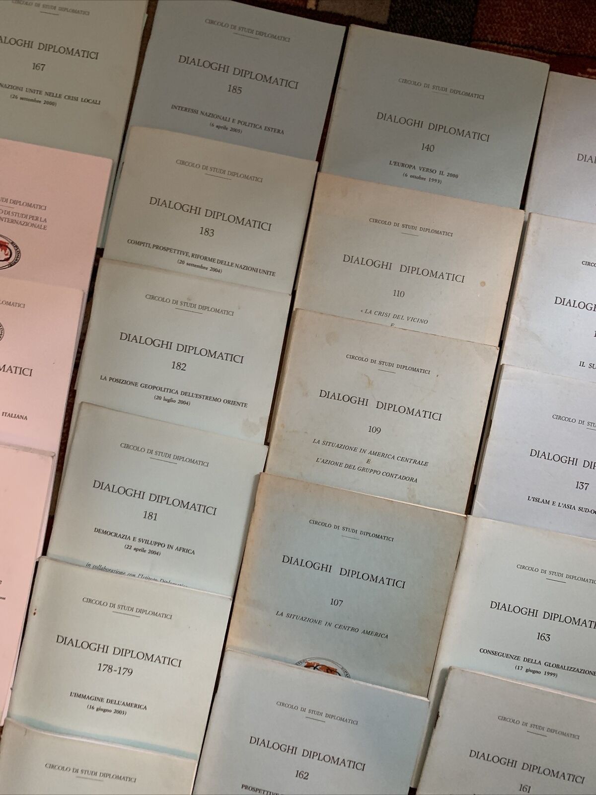DIALOGHI DIPLOMATICI - circolo di studi diplomatici  - 52 volumi #