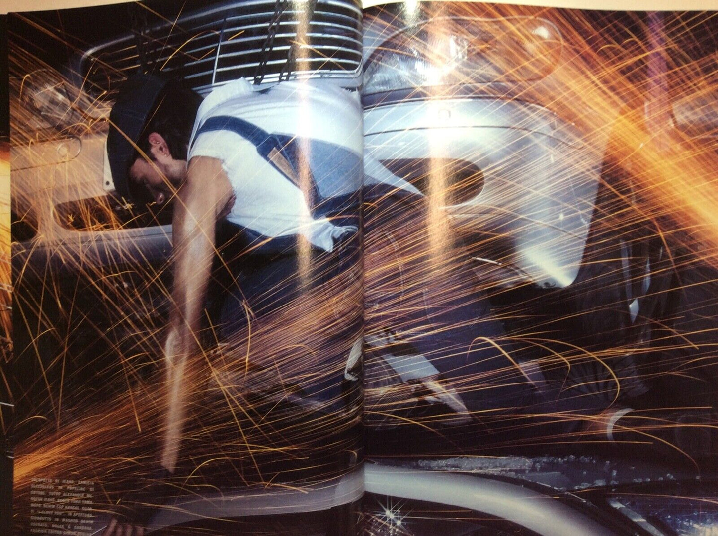 L’UOMO VOGUE, APRILE 2001, n.320.