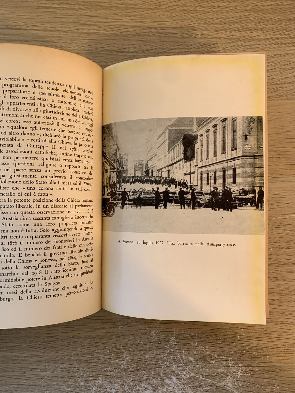 Braunthal - La tragedia dell'Austria. la nuova Italia 1955