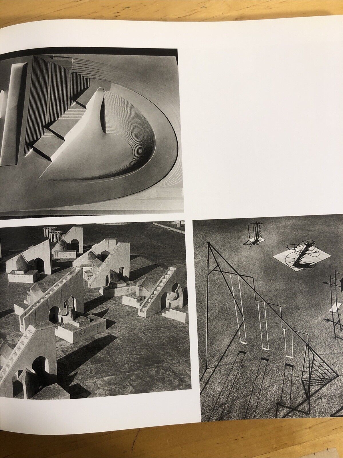 Isamu Noguchi - a study of space, Ana maria Torres, The Monacelli Press 2000