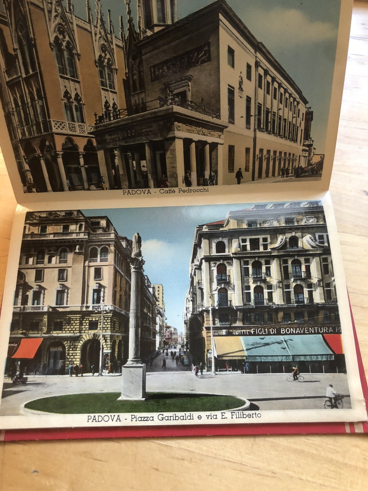 Ricordo di Padova 32 vedute, B. Facchinelli - Cartital