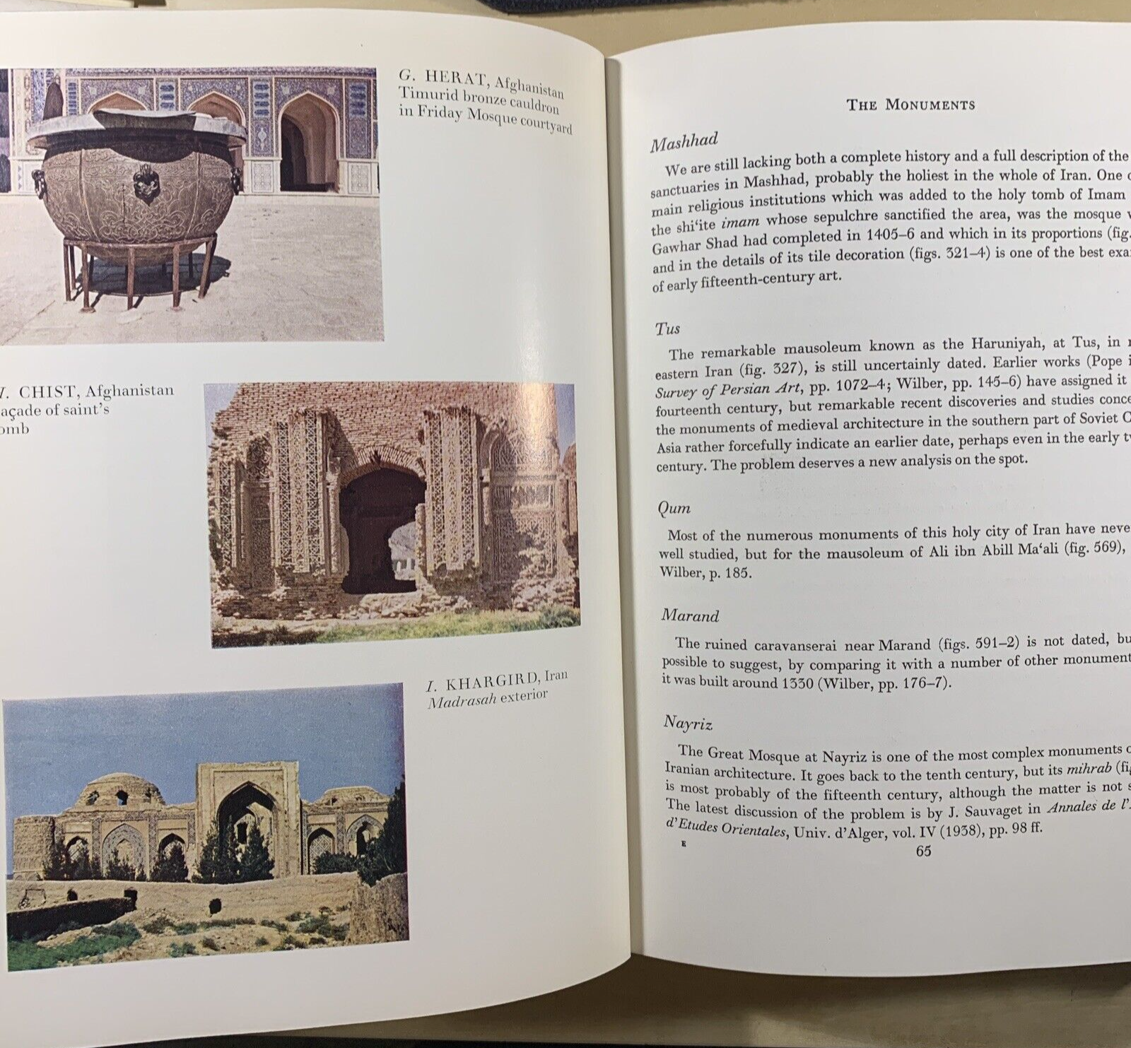 ISLAMIC ARCHITECTURE AND ITS DECORATION. DEREK HILL, OLEG GRABAR. Faber 1967 #