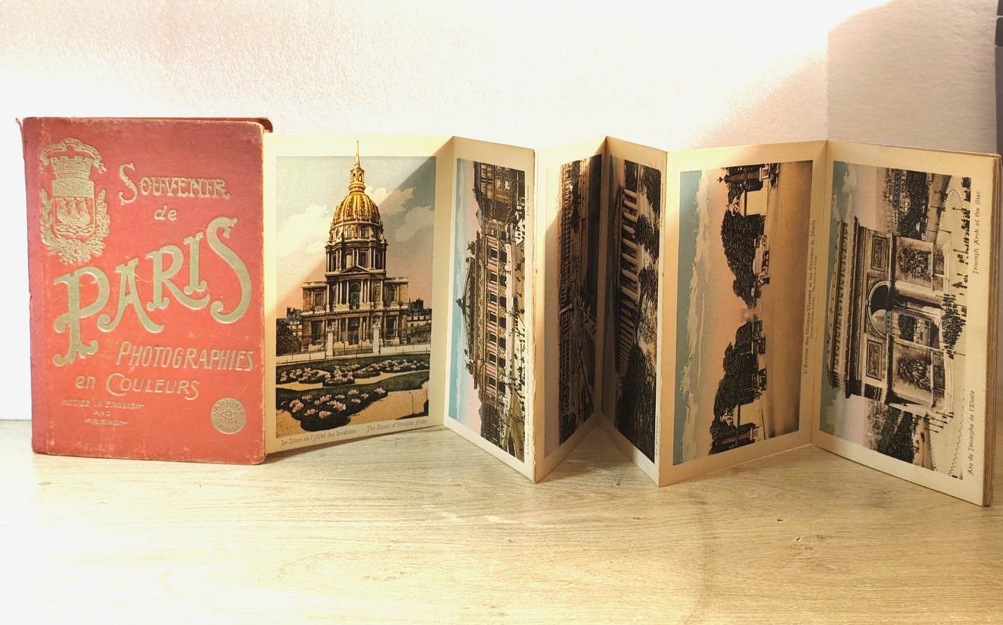 Souvenir de Paris Photographies en Couleurs. L'abeille anni '10/'20