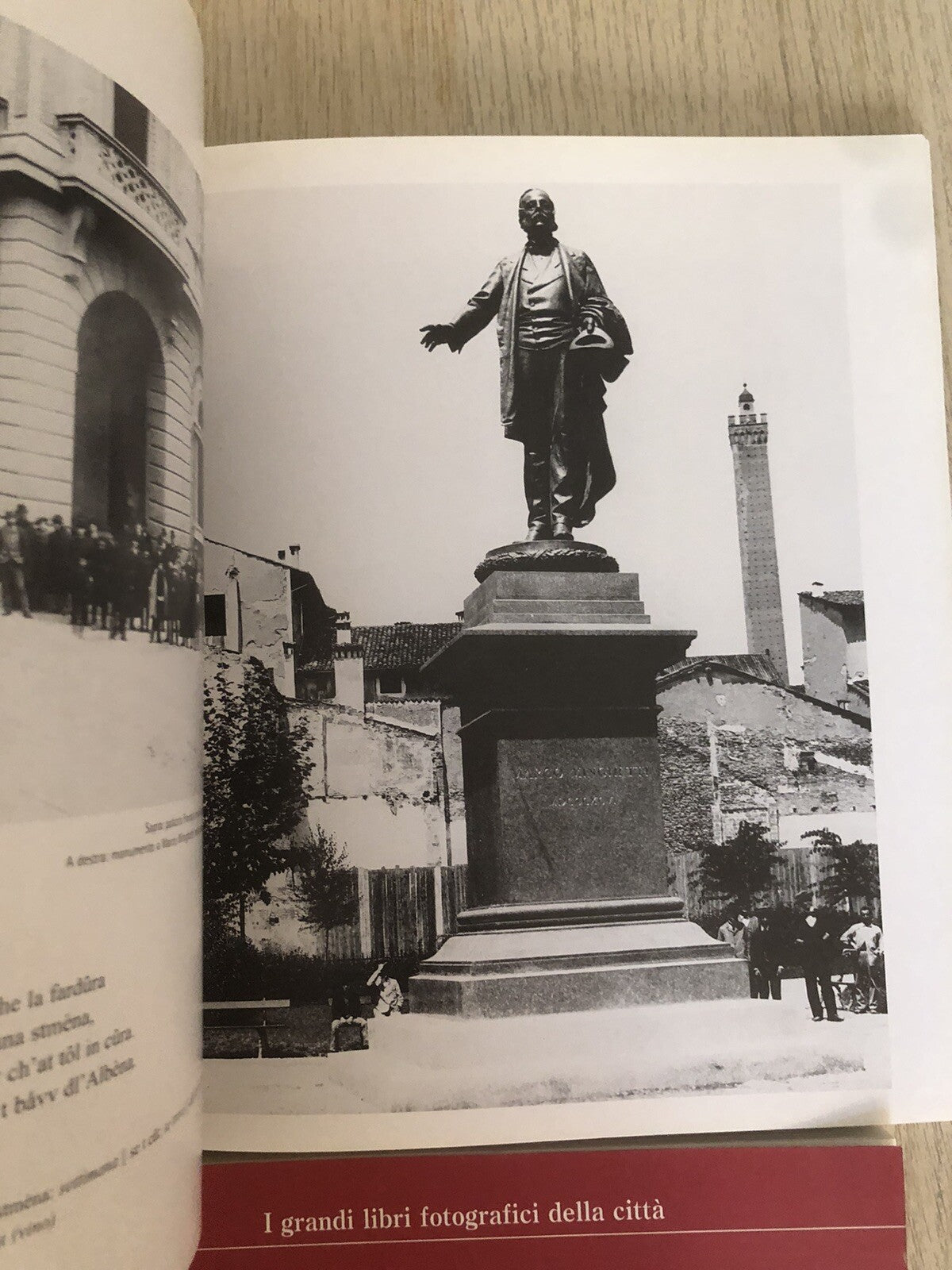 Bologna guardata dal cielo Bologna ferita Bologna in camicia nera Di ban sò Bula