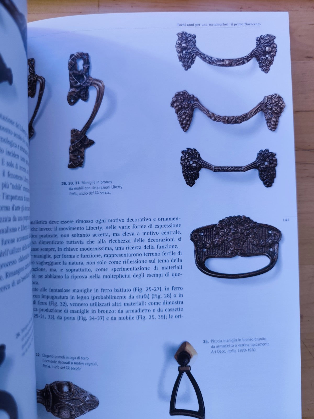 La maniglia per aprire e chiudere, Isabella Maffeis - Faenza editrice 1996