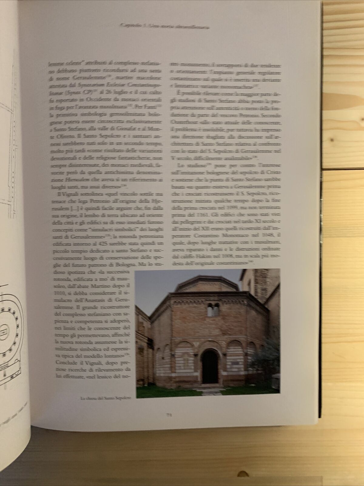In viaggio verso La Terra Santa, La Basilica di Santo Stefano in Bologna.Minerva