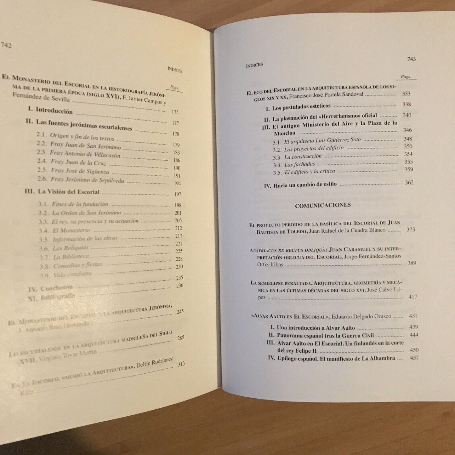 El Monasterio del Escorial y la arquitectura : actas del Simposium