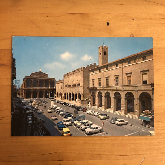 CARTOLINA RIMINI PIAZZA CAVOUR, NON VIAGGIATA
