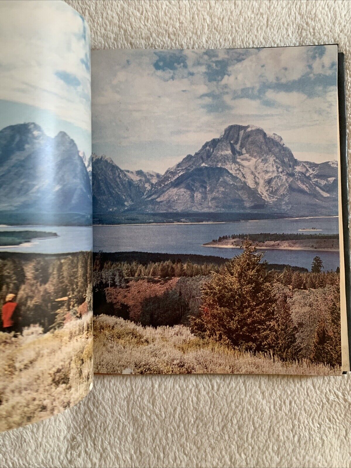 The USA in color, Curtis Publishing Company 1956 by the editors of holiday