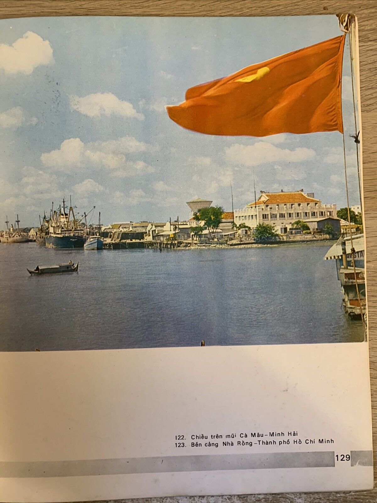 VIETNAM - MOT SO DI TICH VA CANH DEP. libro fotografico del Vietnam