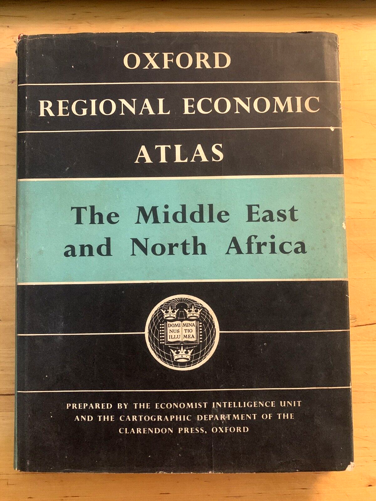 The middle East and North Africa - Oxford Regional Economic Atlas 1964