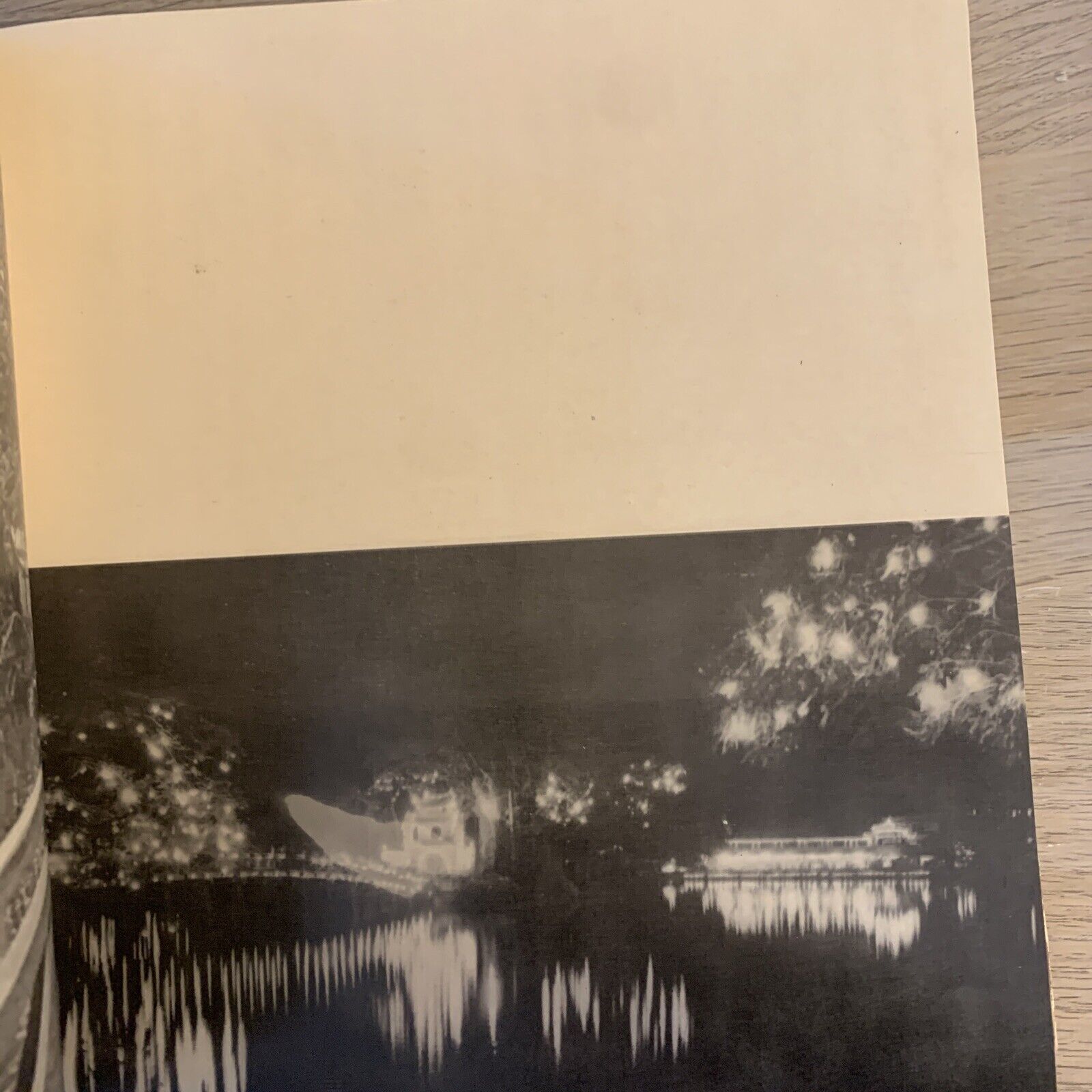 HANOI nha xuat ban van hoi 1975. Hanoi Vietnam Photography *rare*