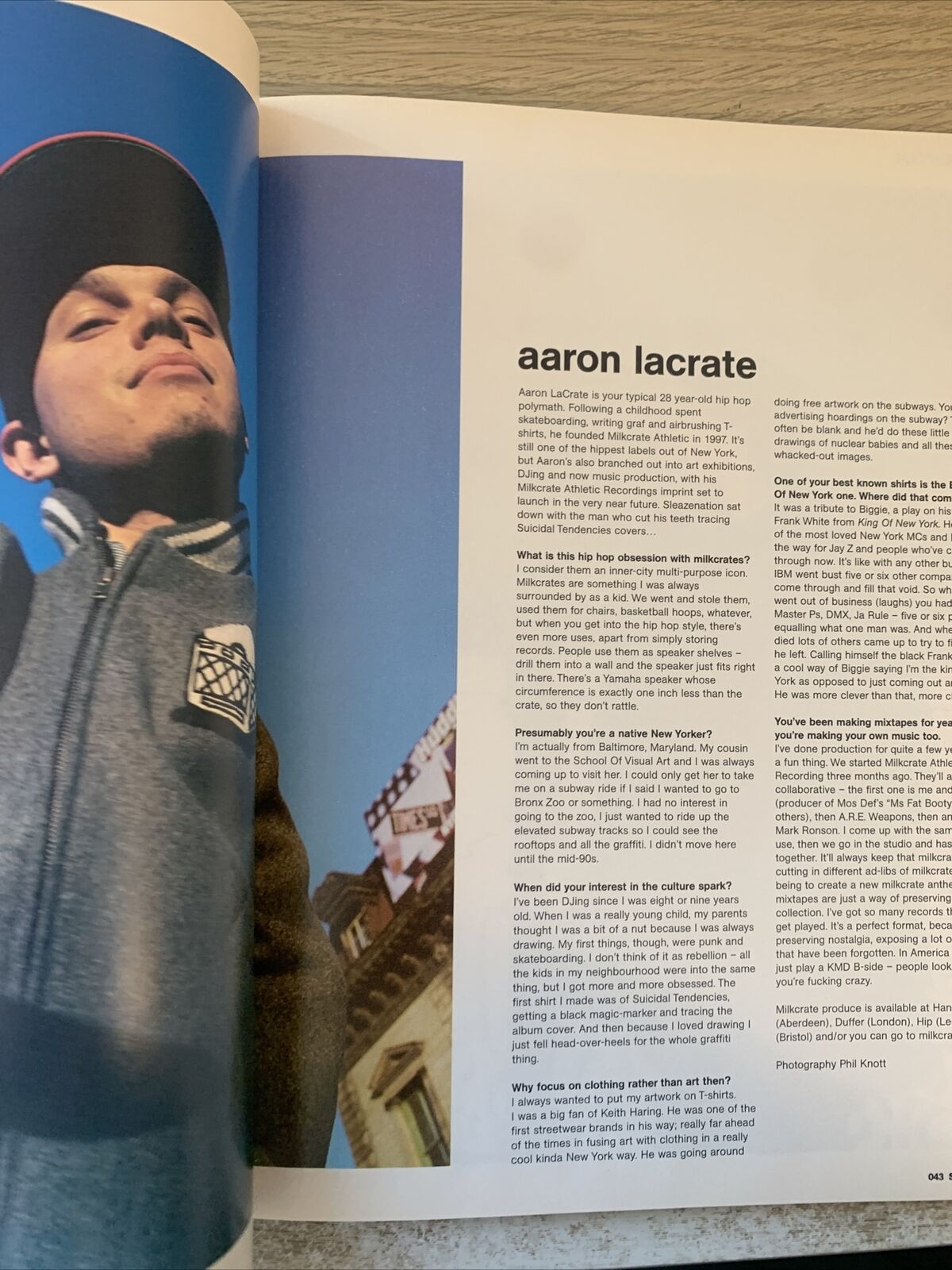 SLEAZENATION MAGAZINE 2004.