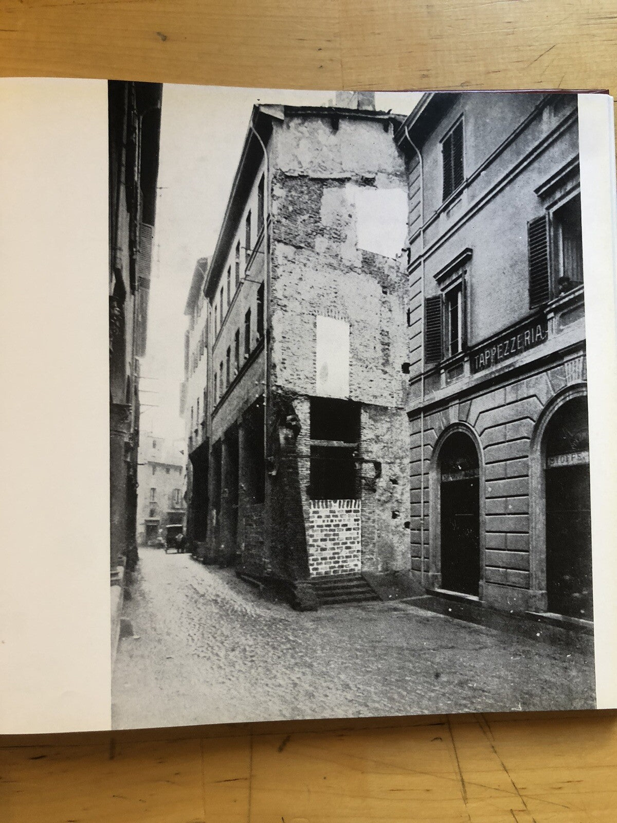 Bologna per la strada, Fotoconfronti col passato. Alberto Menarini, A. Vianelli
