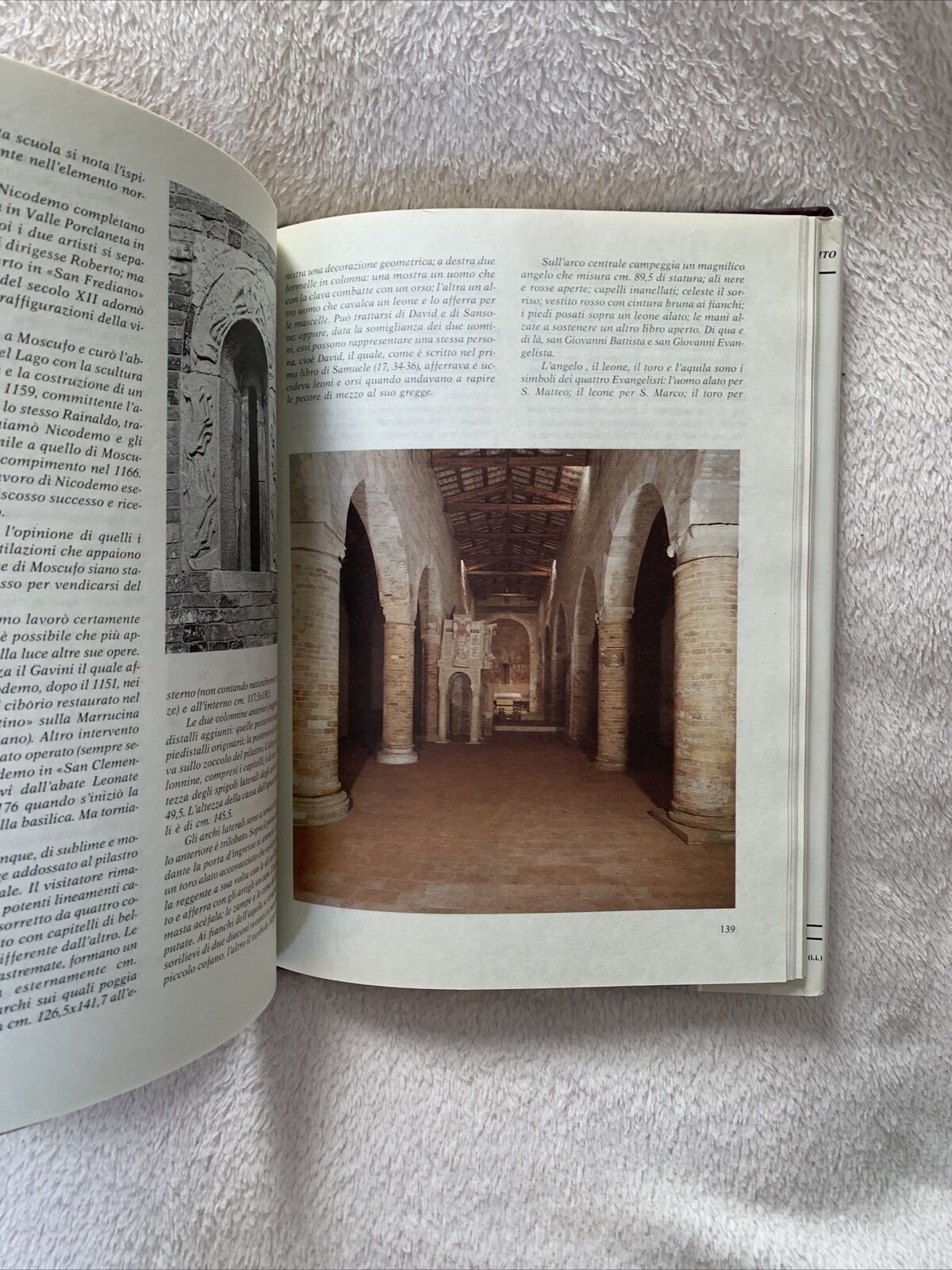 MOSCUFO borgo Carolingio. D'Incecco editore 1991