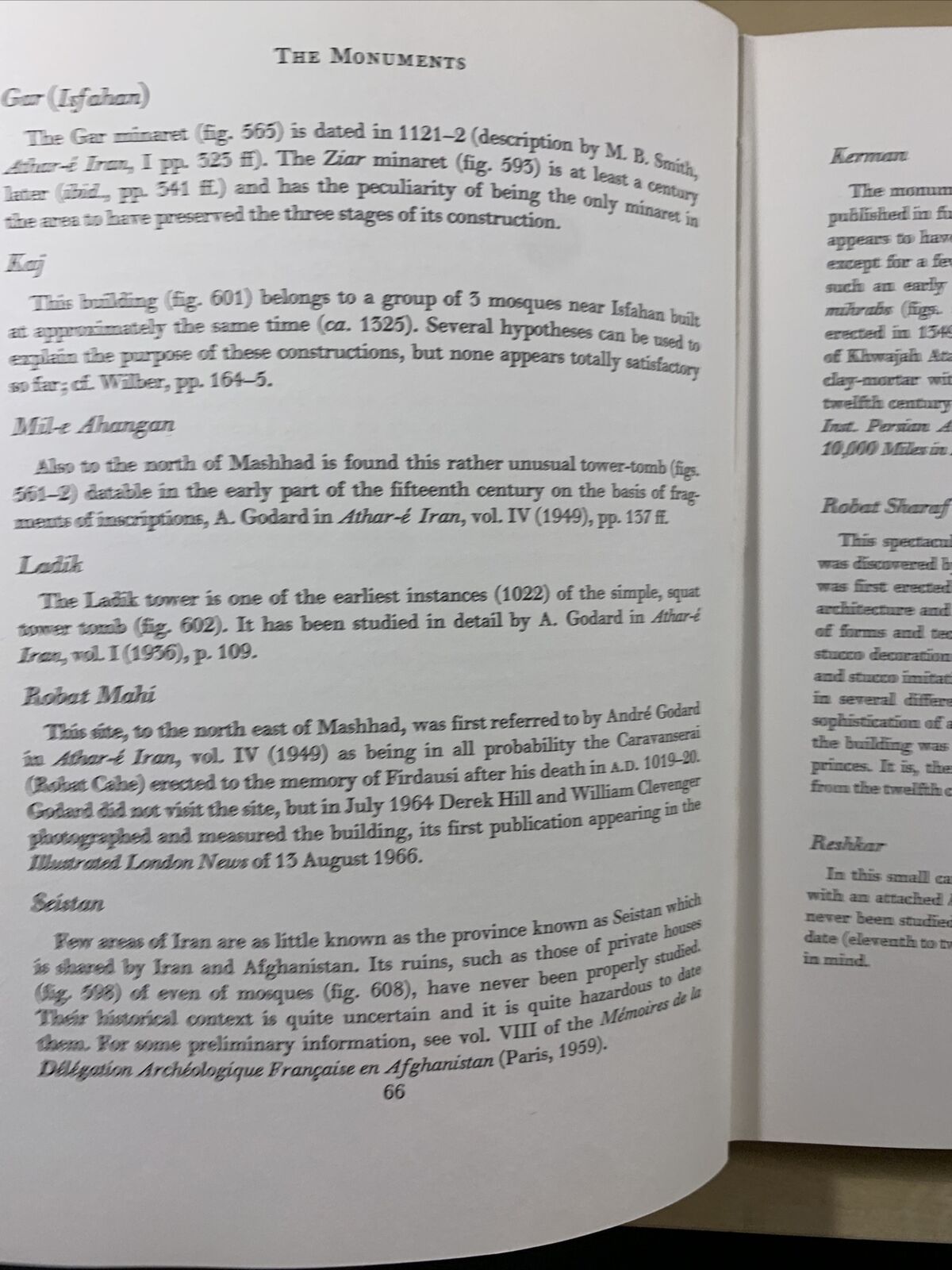 ISLAMIC ARCHITECTURE AND ITS DECORATION. DEREK HILL, OLEG GRABAR. Faber 1967 #