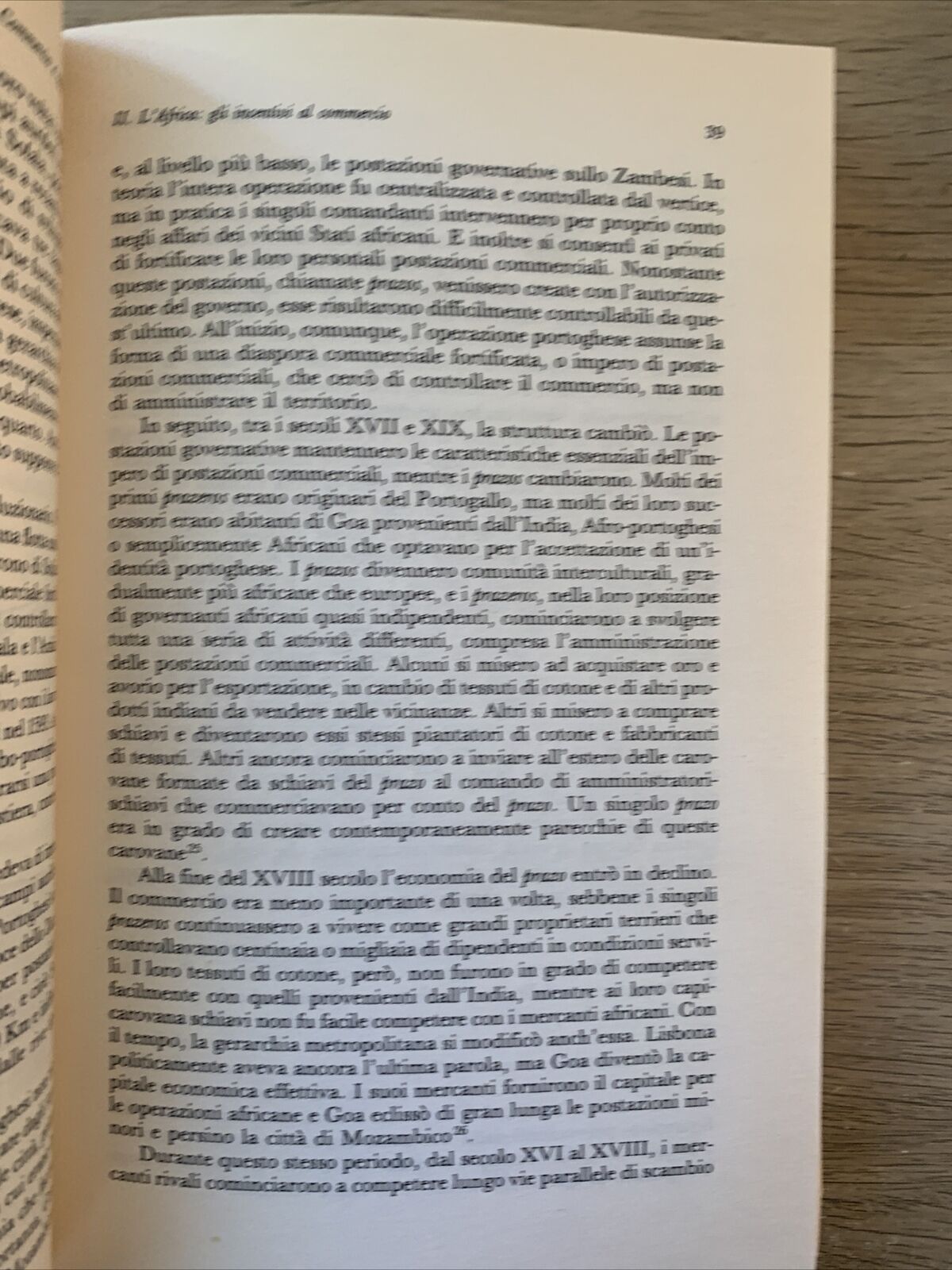 MERCANTI. PHILIP D. CURTIN. commercio e cultura dall'antichità al XIX secolo