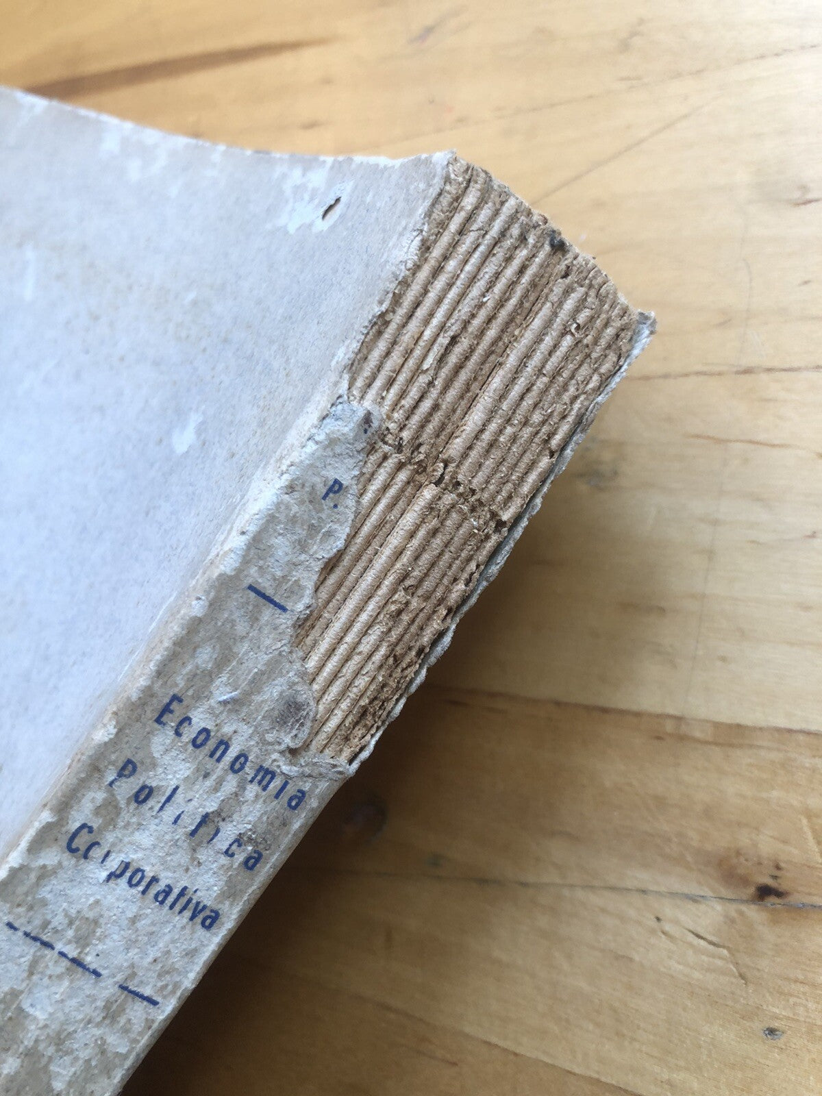 Lezioni di Economia Politica Corporativa Utilità e beni, Giappichelli ed. 1942