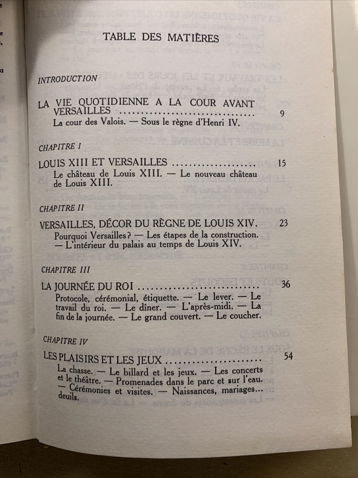 LA VIE QUOTIDIENNE A LA COUR DE VERSAILLES aux XVII et XVIII siec Jacques Levron