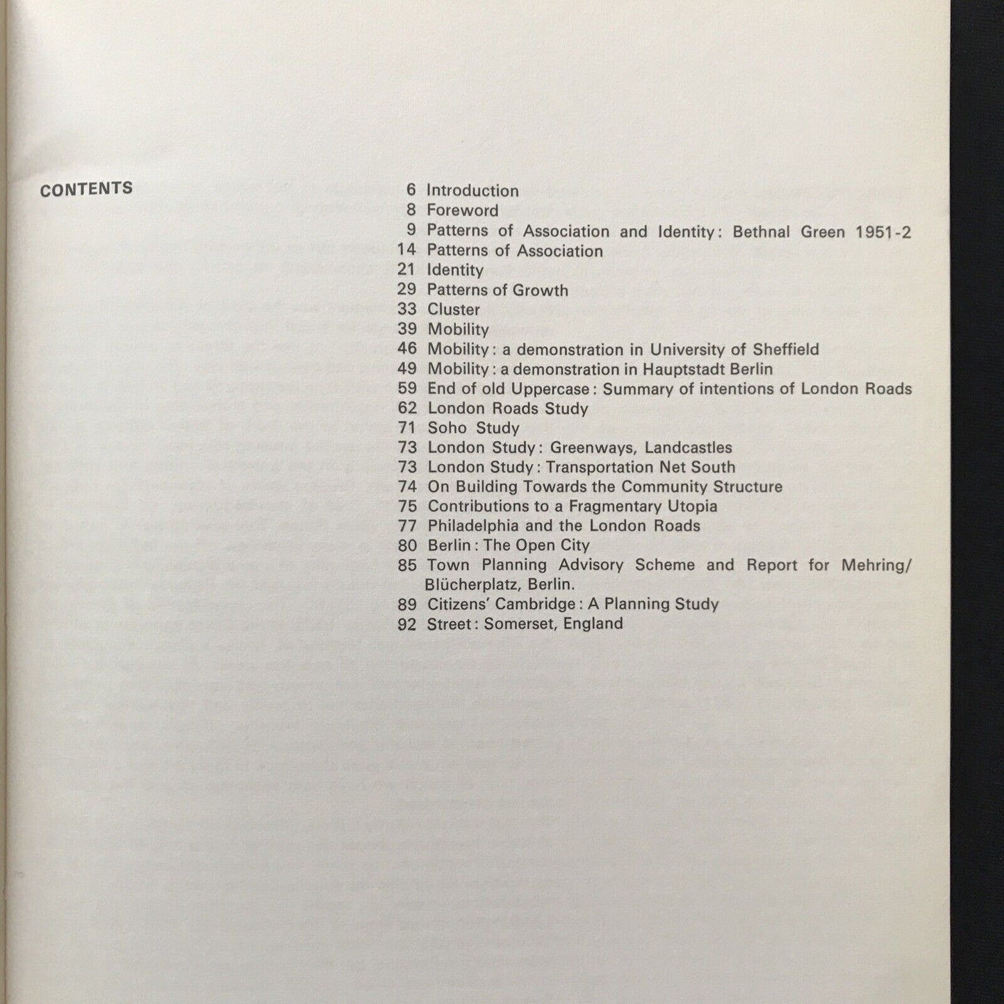 URBAN STRUCTURING, studies of Alison & Peter Smithson. Reinhold Publishing