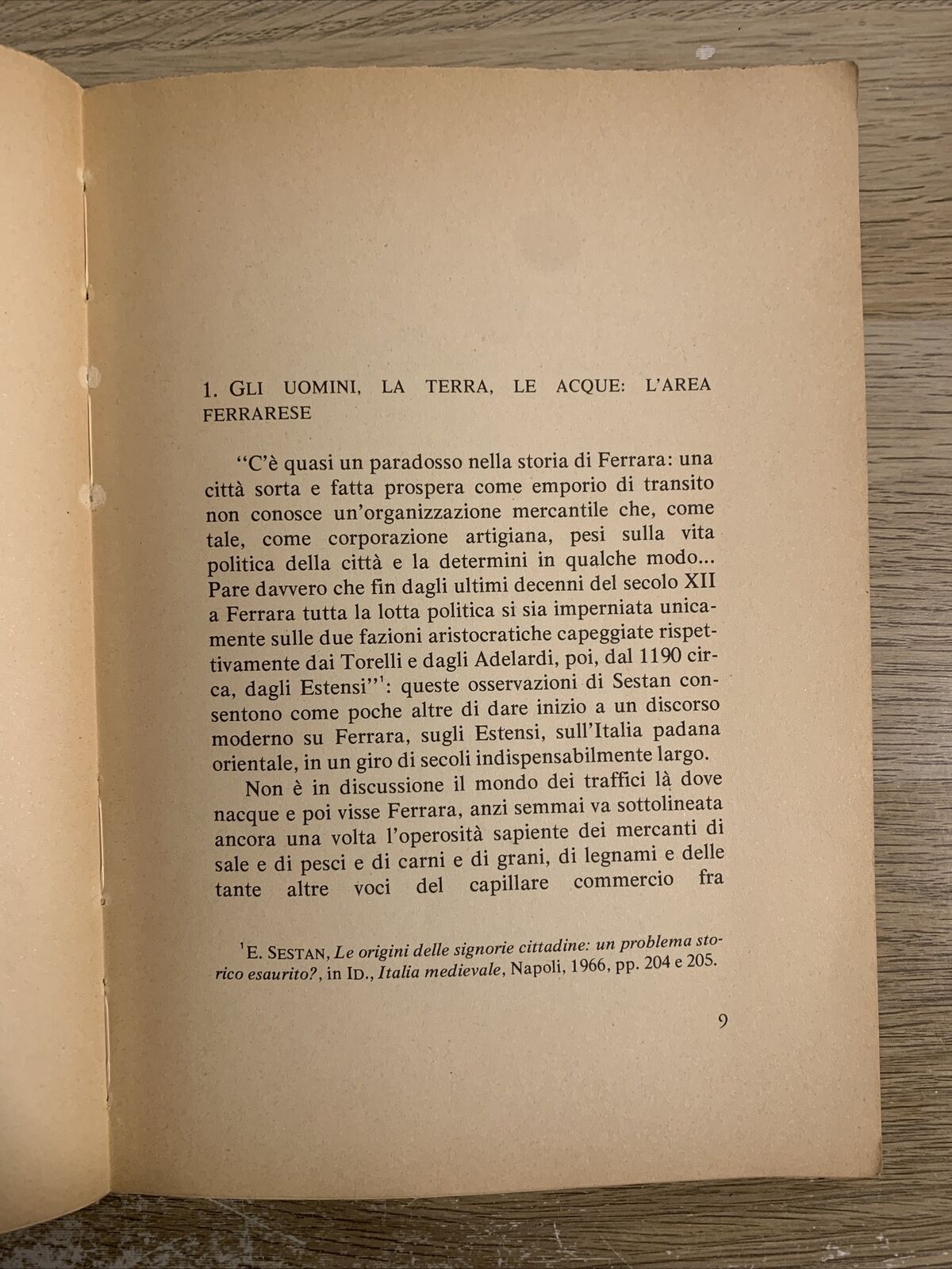 Per una storia dello stato Estense, dal quattrocento all' . . cinquecento.Marini