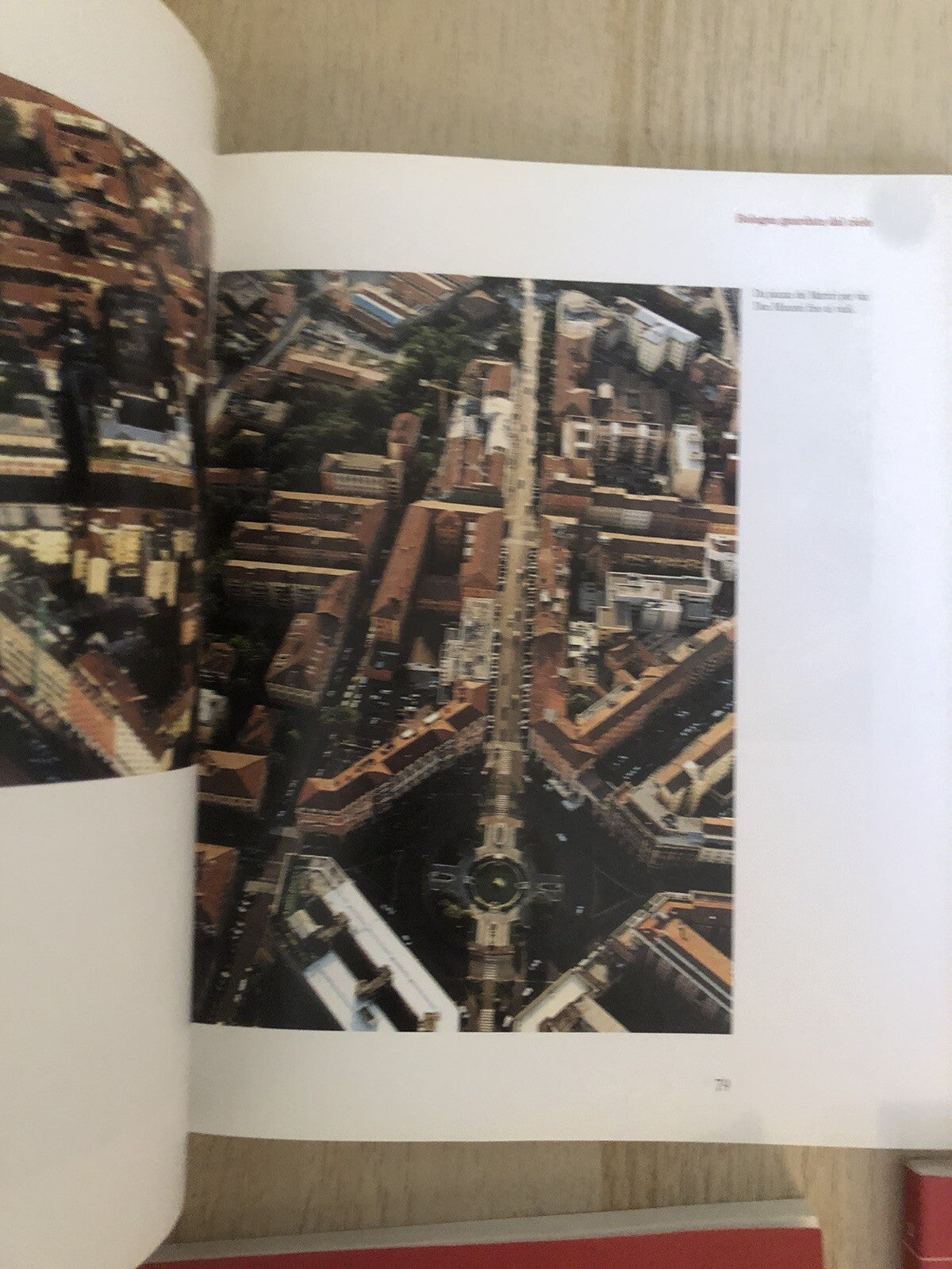 Bologna guardata dal cielo Bologna ferita Bologna in camicia nera Di ban sò Bula