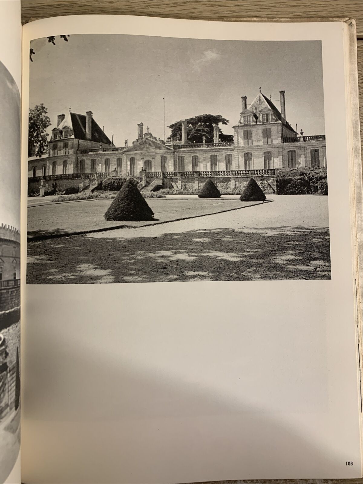 Chateaux de France, Éditions des Deux - Mondes 1954