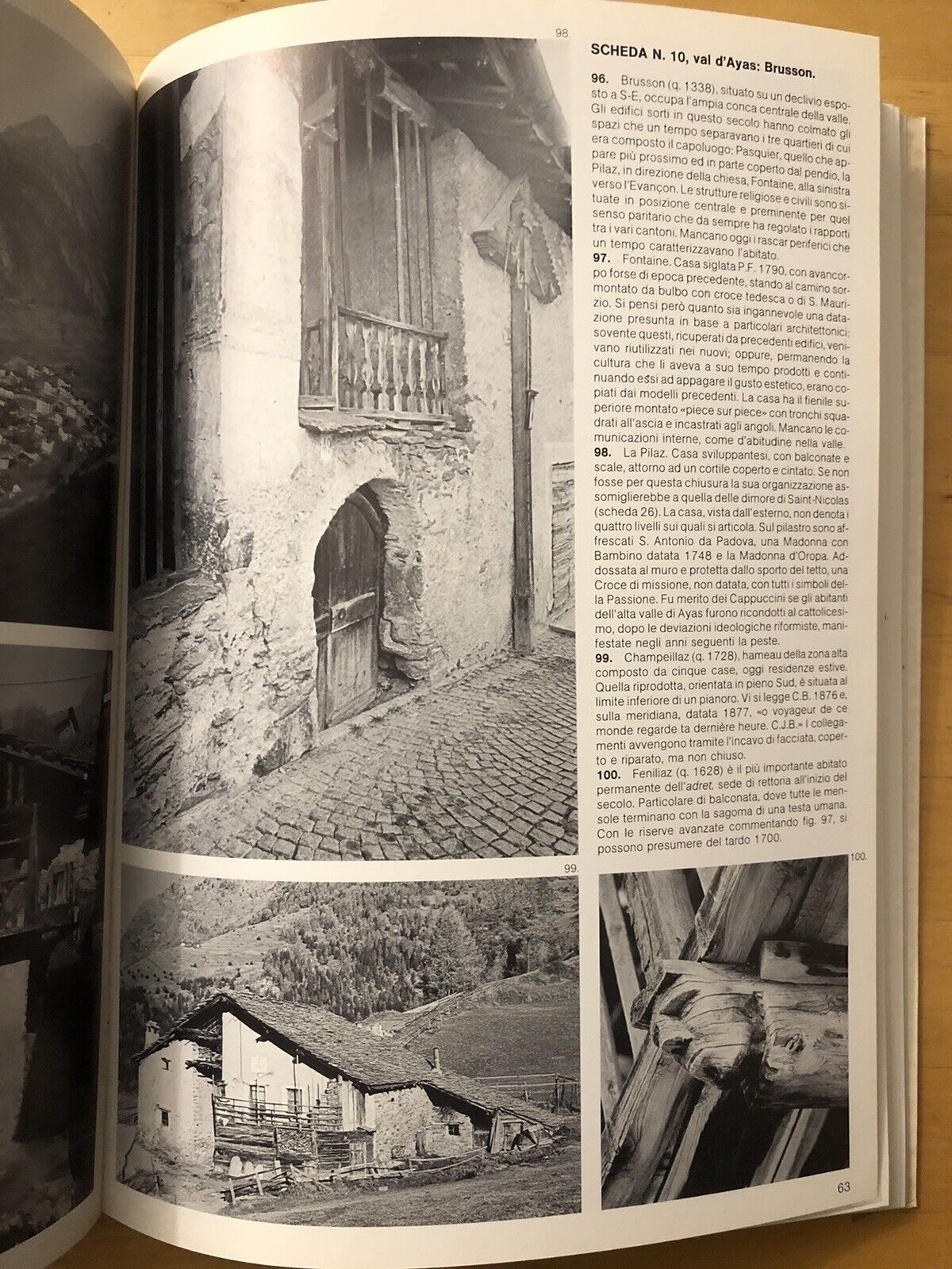 Case contadine in Valle d'Aosta. Luigi Dematteis. Priuli e Verlucca 1984