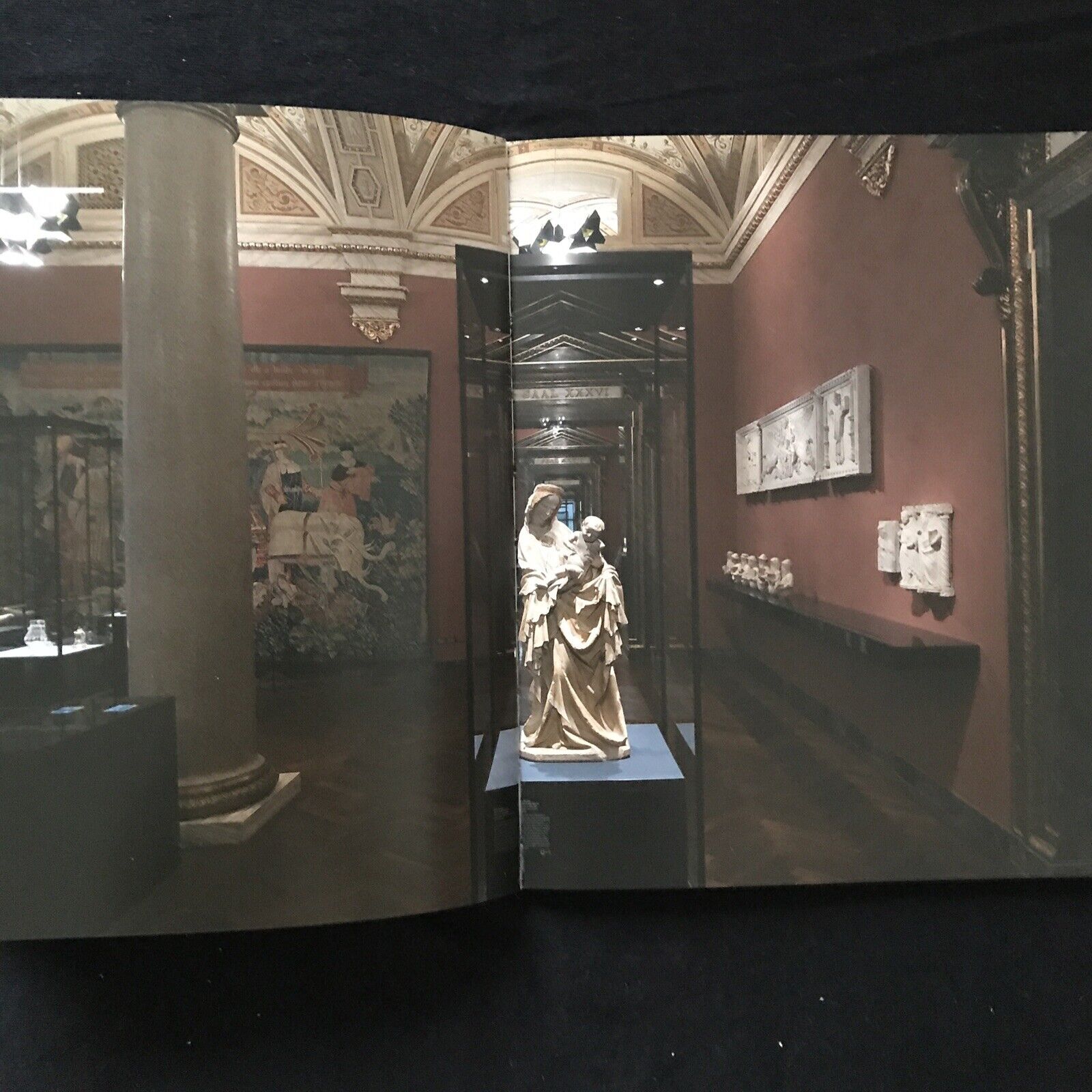 KUNSTKAMMER VIENNA - A tour edited by Sabine Haag