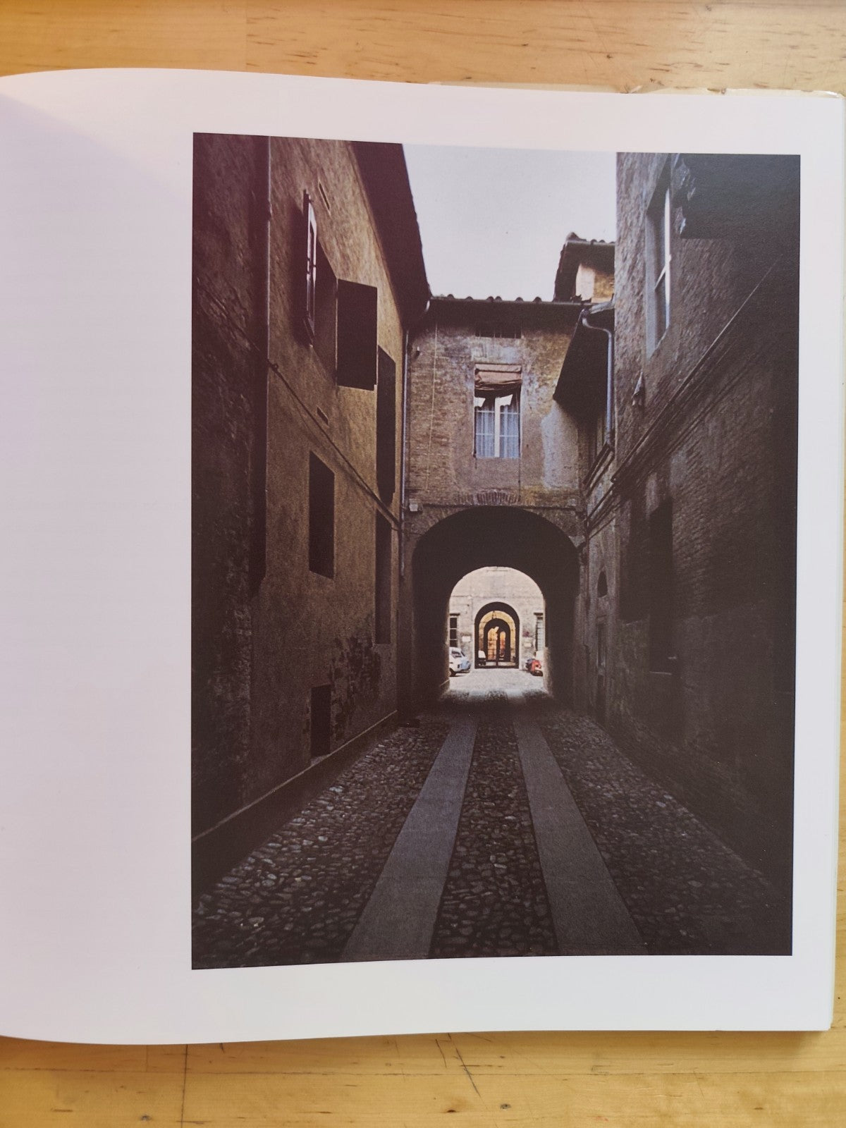 Bologna il volto della città, Pier Luigi Cervellati Franco Fontana RFL ed. 1975