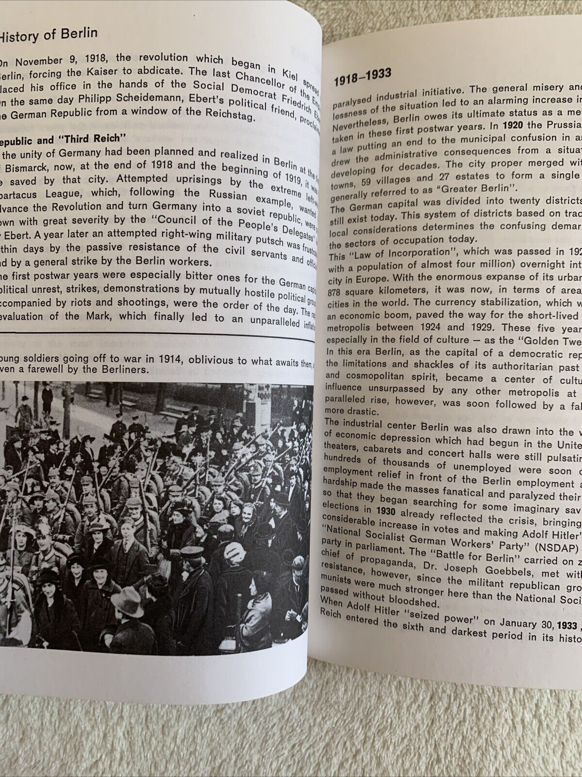 Berlin in brief - History art population Industry of Berlin in 100 pages 1976