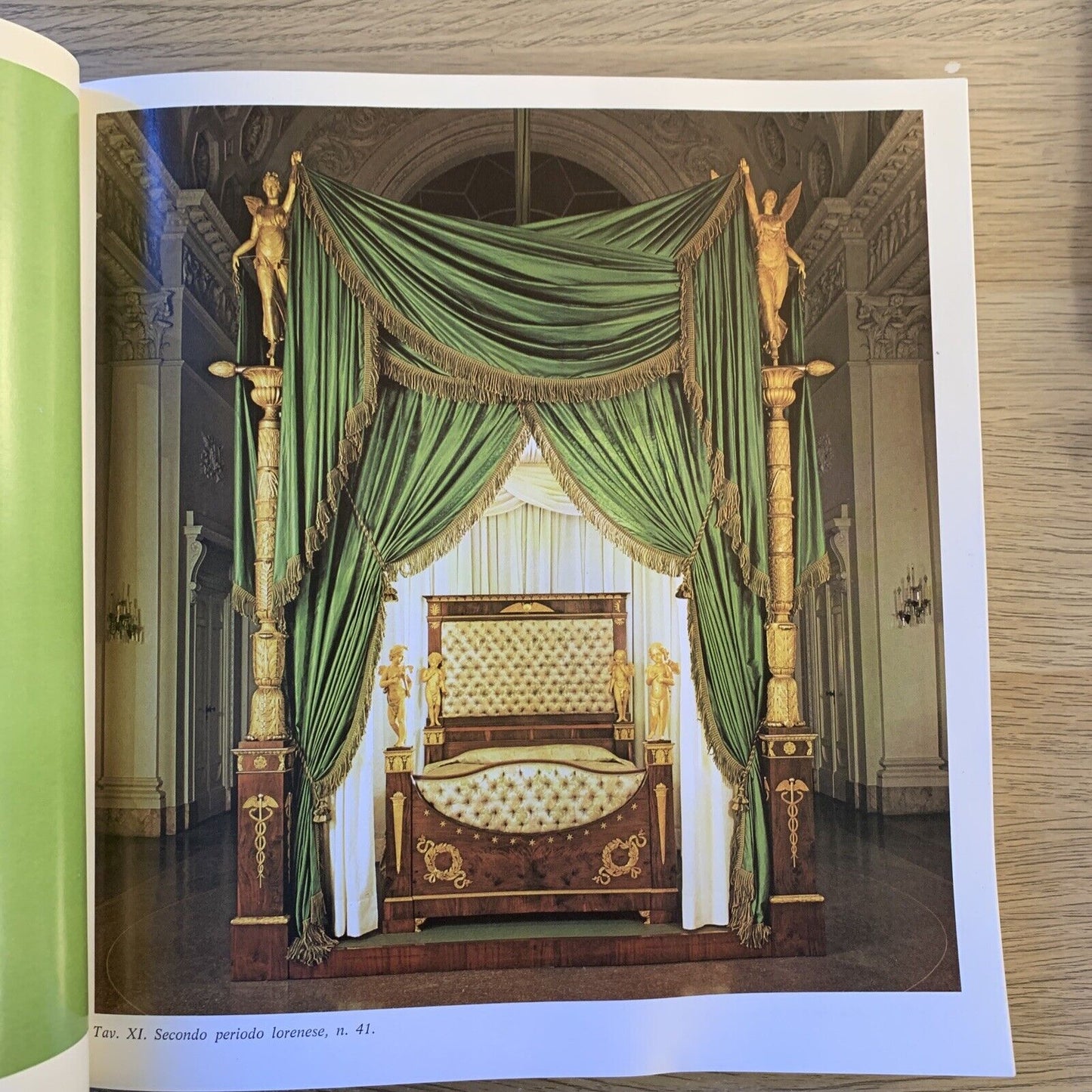 Curiosità di una Reggia. Vicende della guardaroba di palazzo Pitti. Mostra 1979