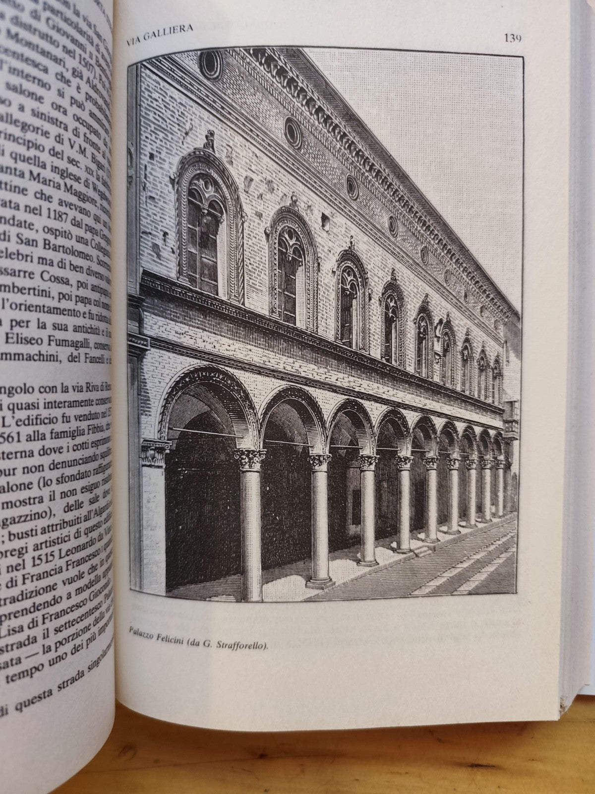 Le piazze di Bologna, le strade e i portici di Bologna, Leggende e racconti dell
