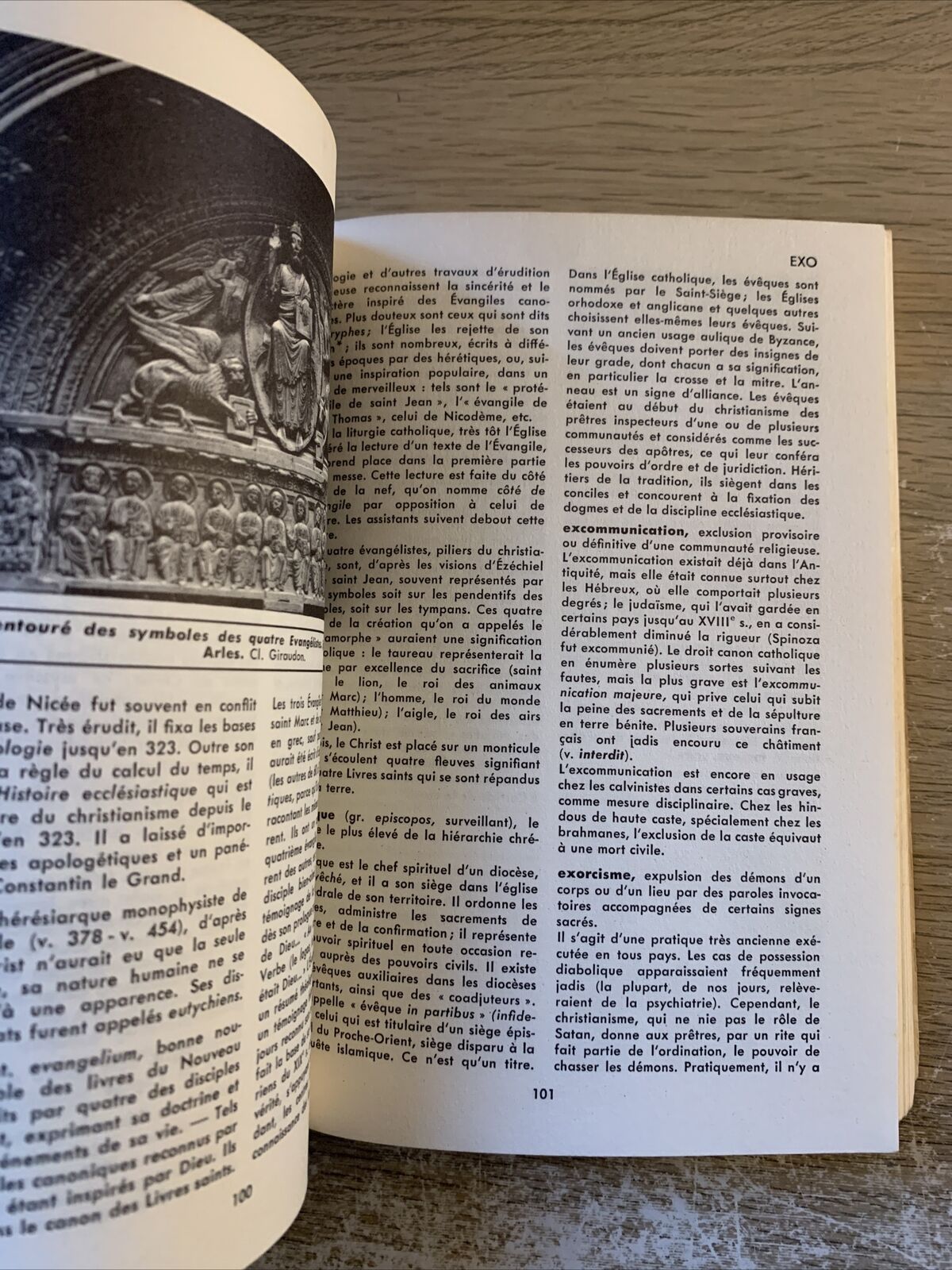 Dictionnaire des religions - Larousse 1966